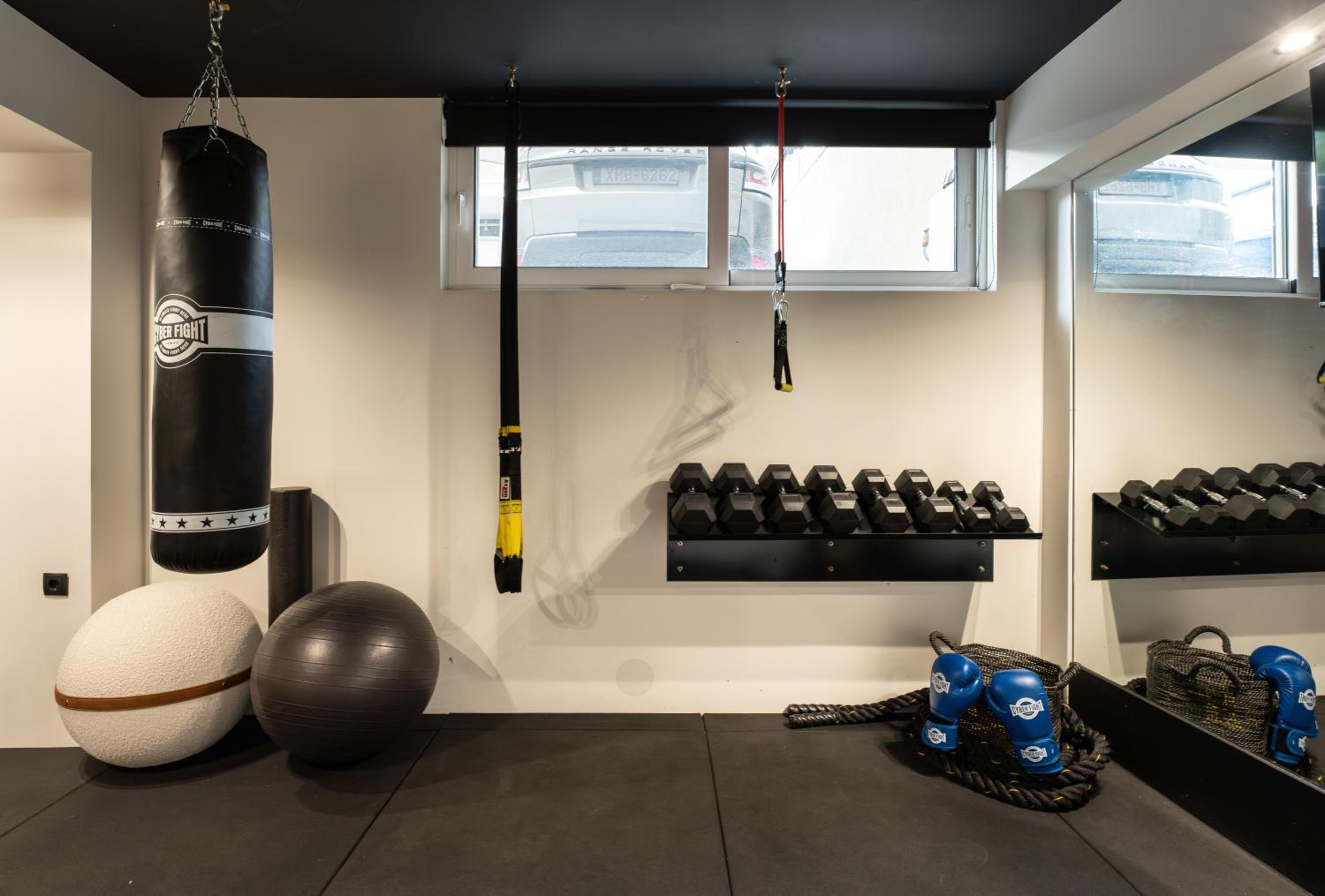 Sol Residence - Private Pool Gym Glyfada