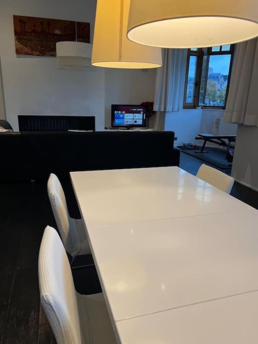 Fully Furnished-EU quarter-4ppl