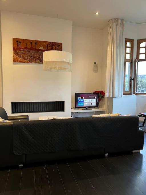 Fully Furnished-EU quarter-4ppl