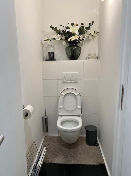 Fully Furnished-EU quarter-4ppl