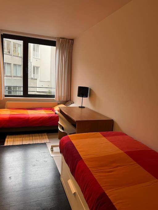 Fully Furnished-EU quarter-4ppl