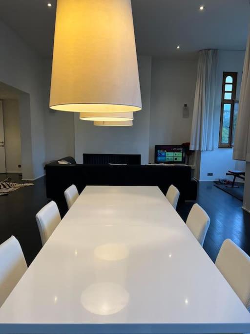 Fully Furnished-EU quarter-4ppl