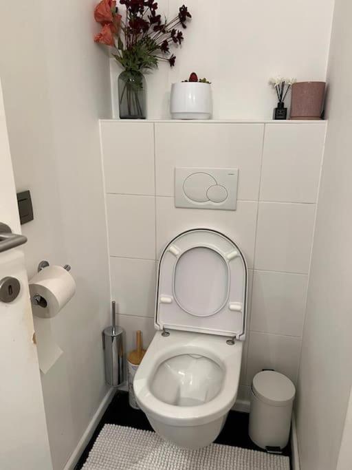 Fully Furnished-EU quarter-4ppl