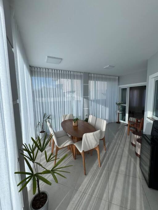 Linda Casa no Campeche próximo à praia