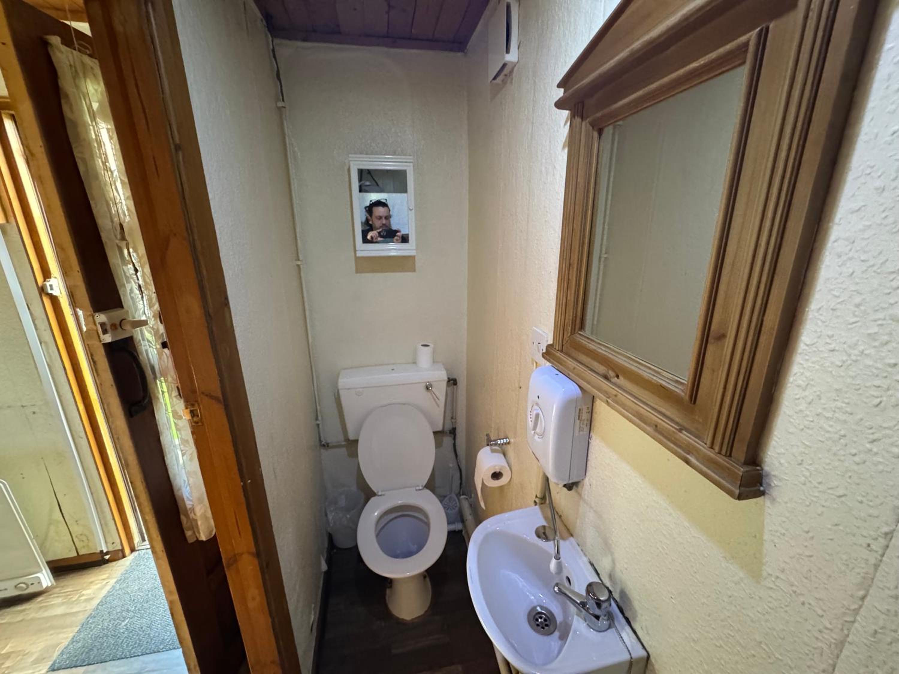 Photo 51