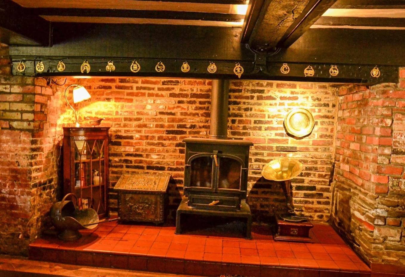 The Rose & Crown