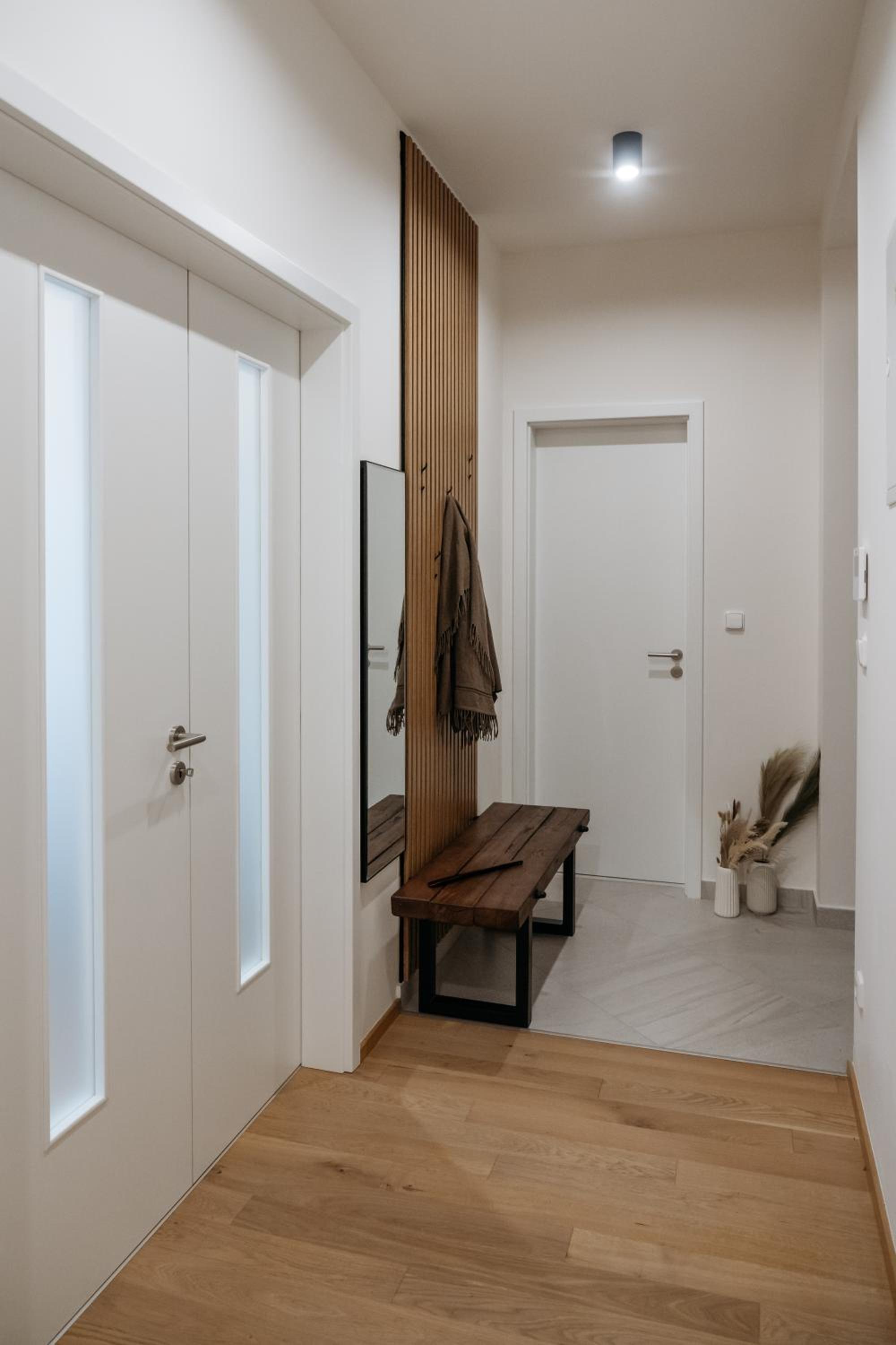 Prague Days - Two-bedroom Apartment with Workspace and Netflix in Nusle