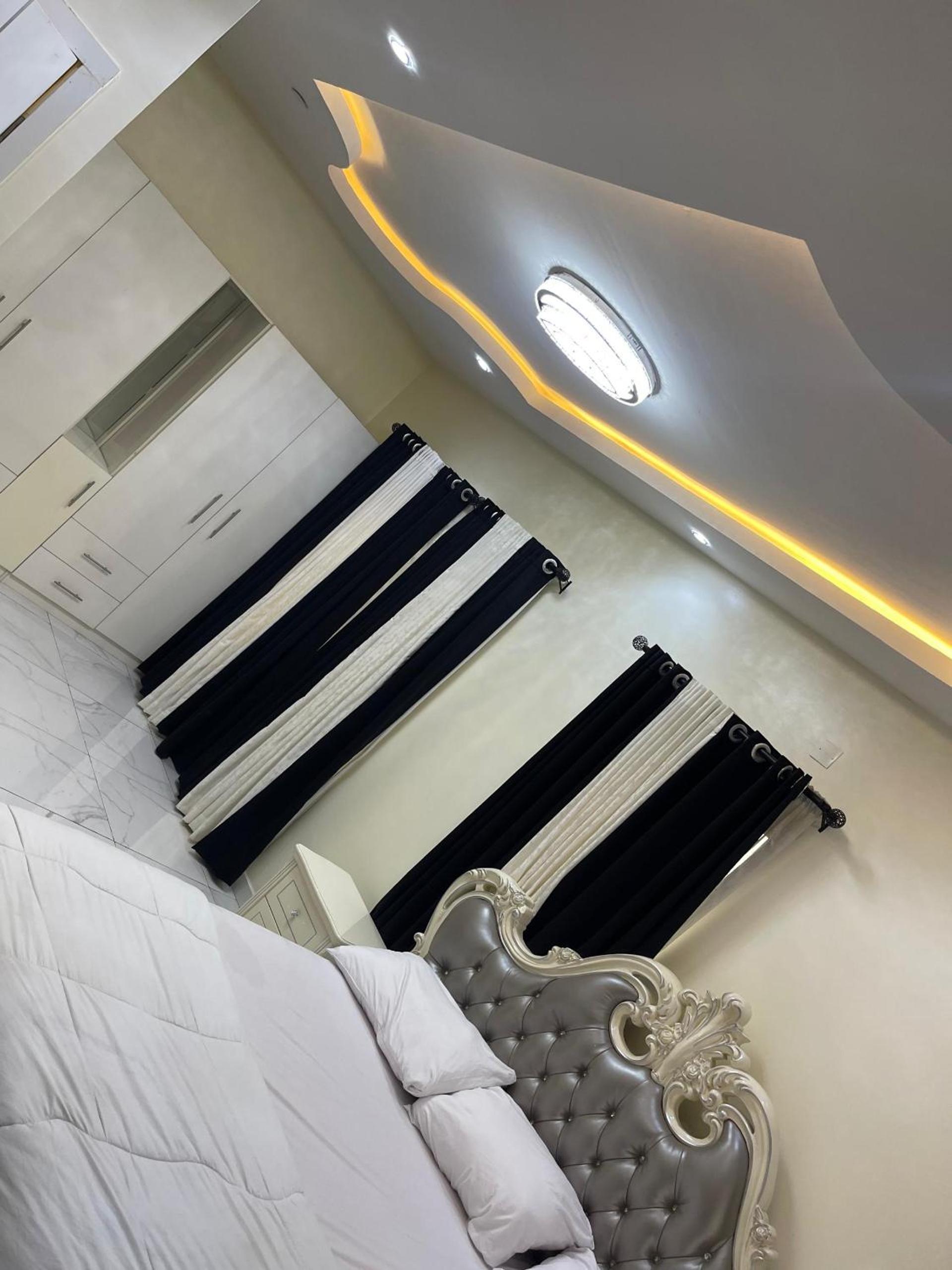 Royal Luxury Apartment