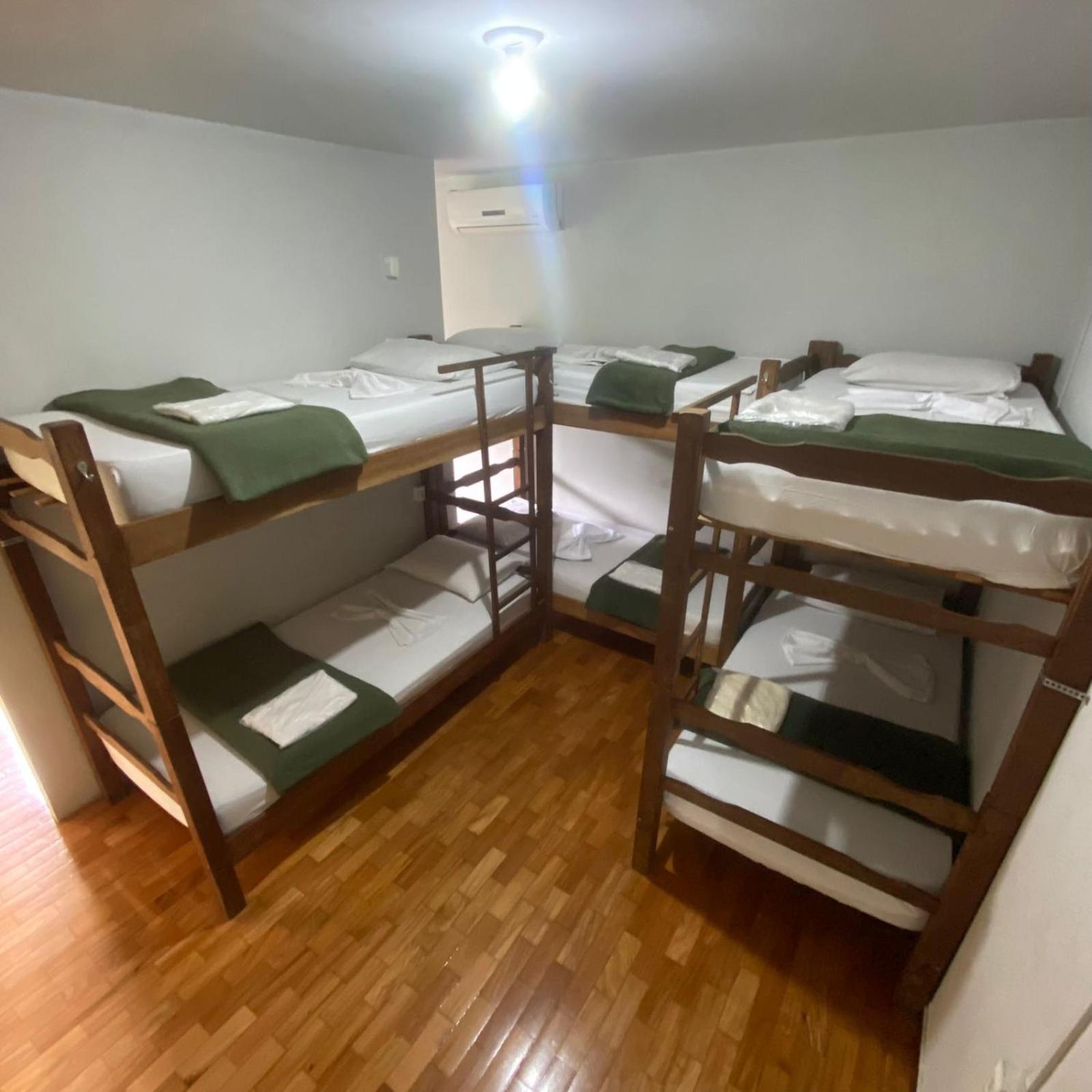 Da Orla Pampulha Hostel