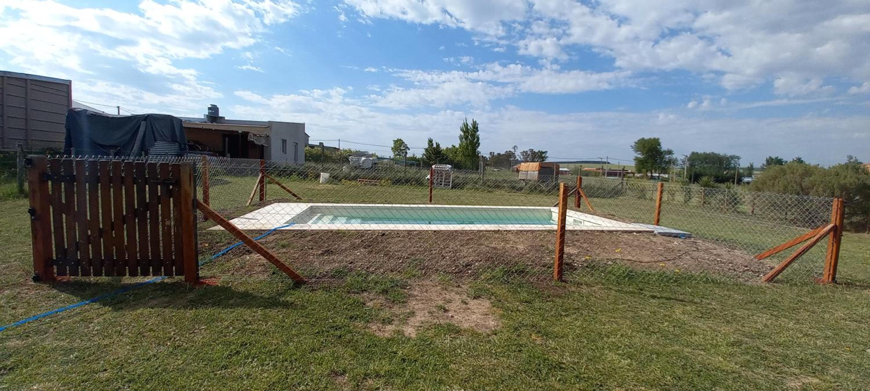 Casa quinta con pileta - Gardey