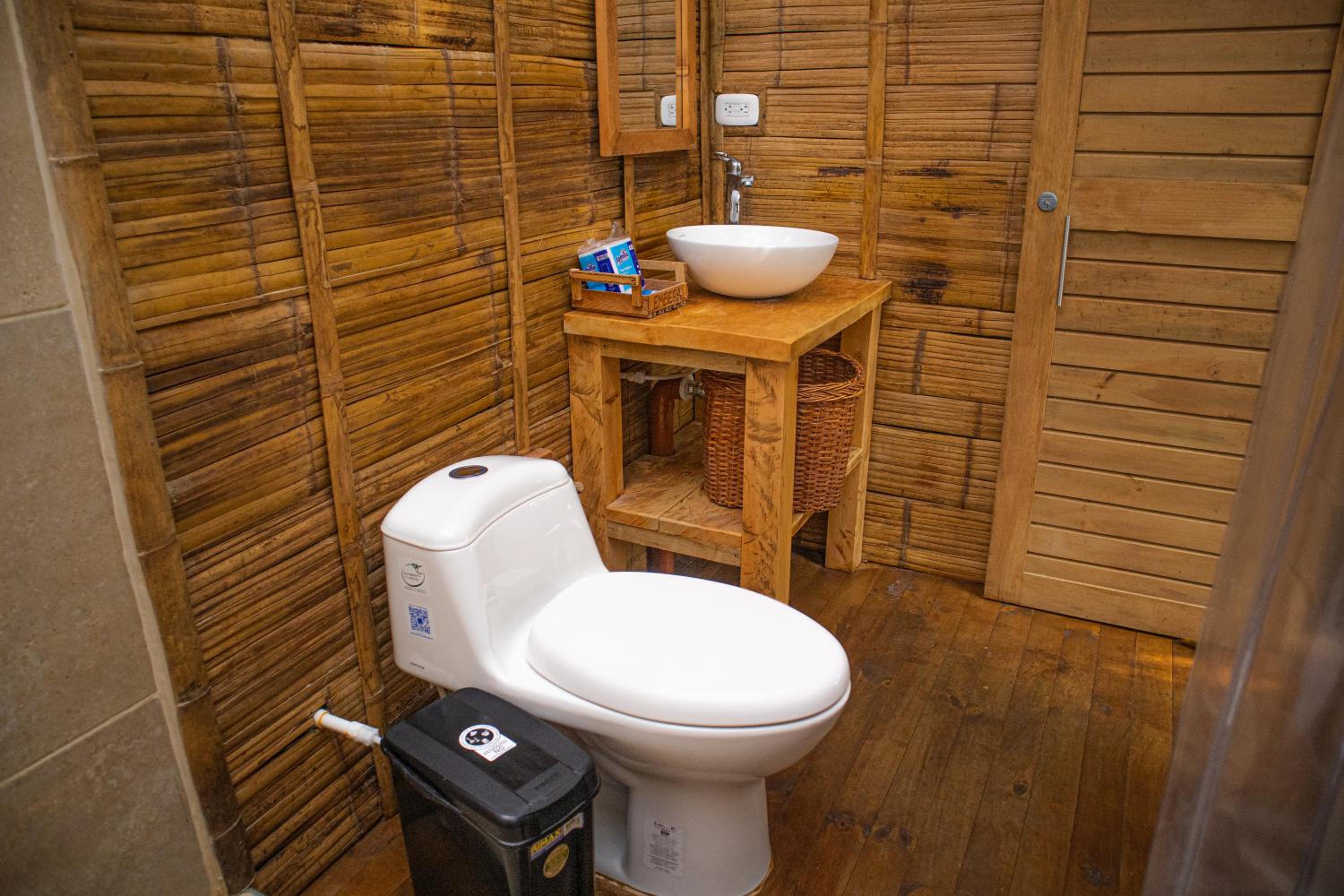 Glamping - Centro Vacacional Comfandi Lago Calima