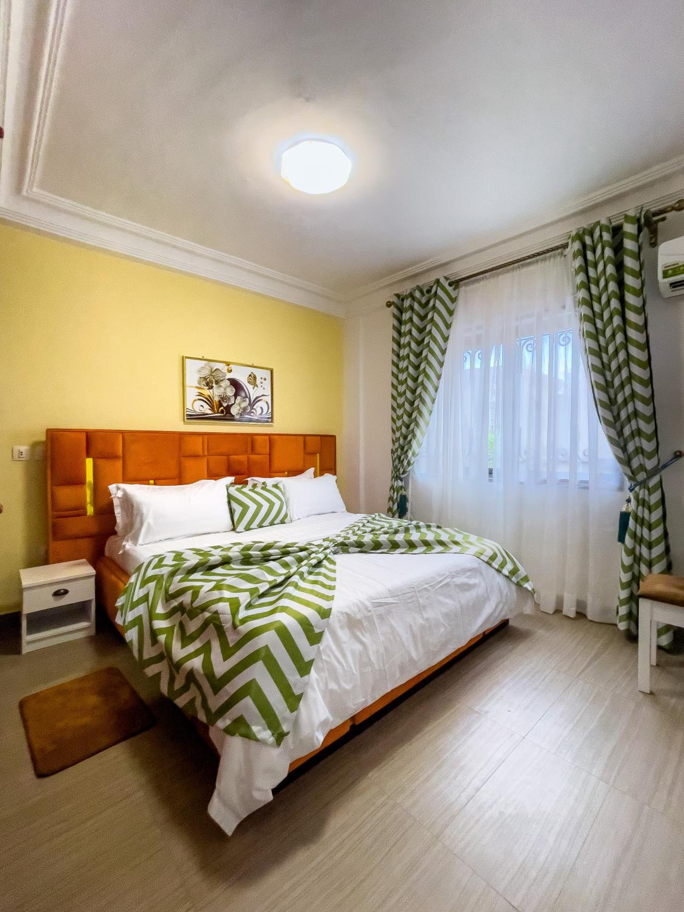G&G Residency