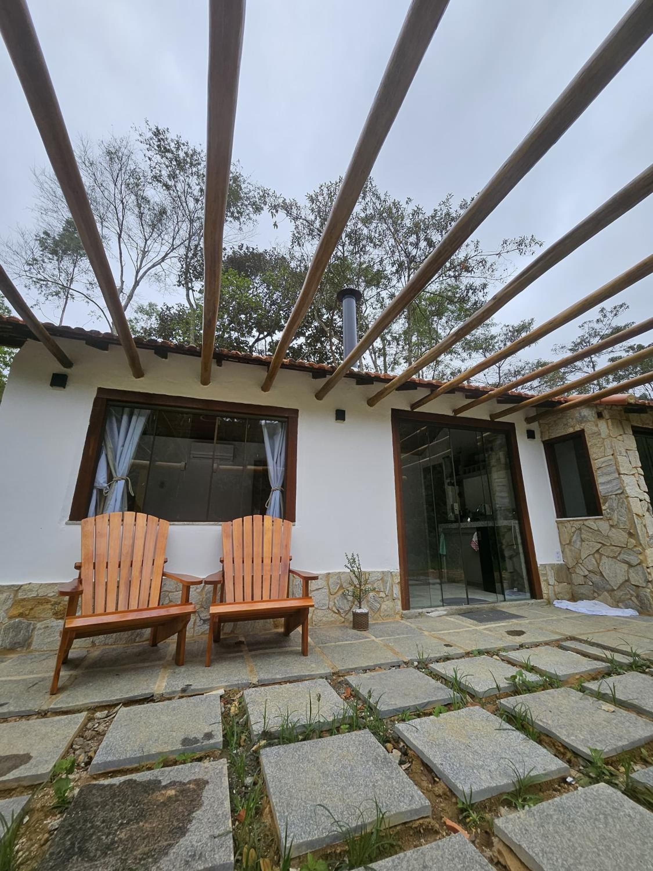 Casa di Pedra com linda vista para natureza - Miguel Pereira