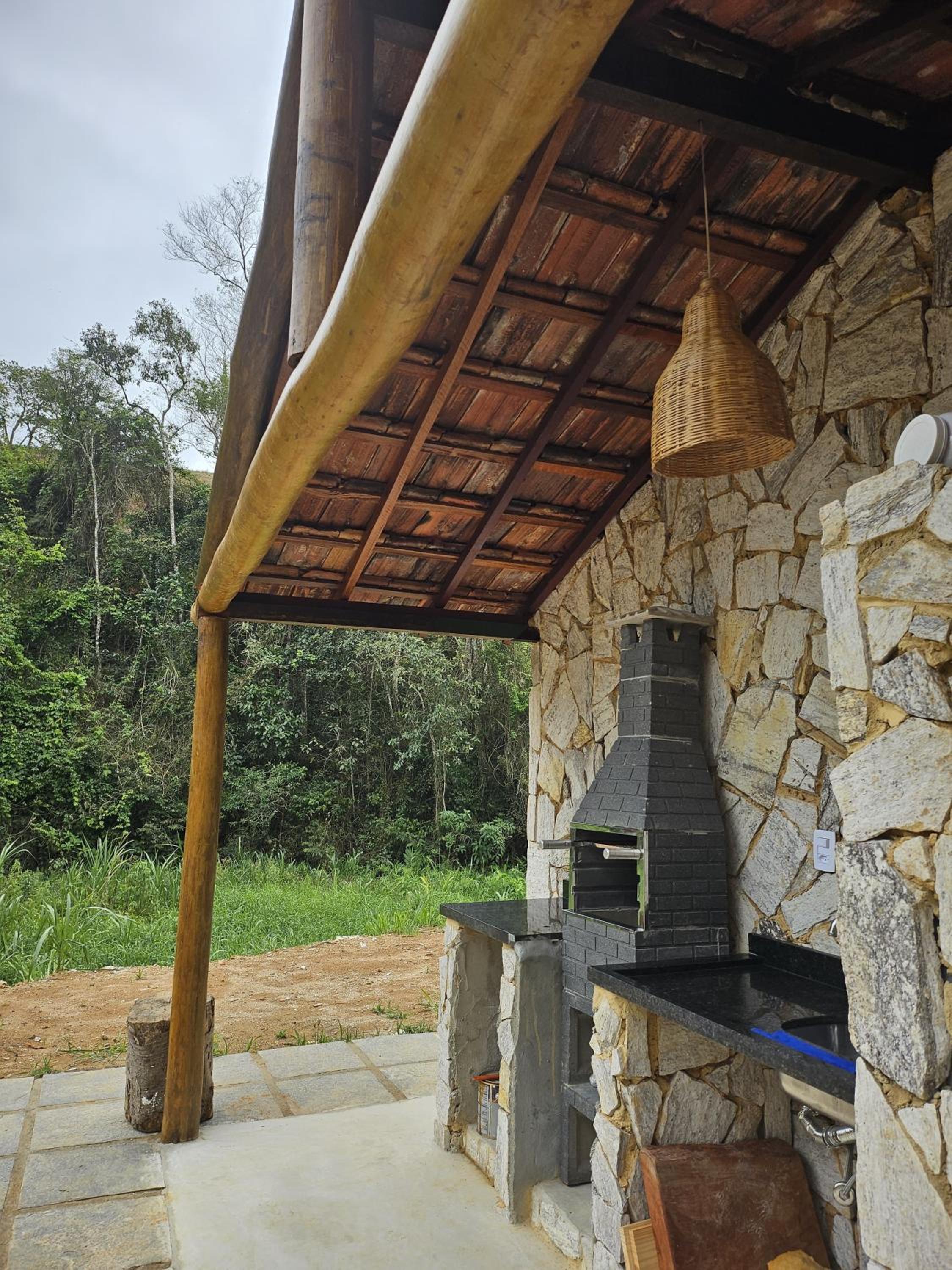 Casa di Pedra com linda vista para natureza - Miguel Pereira
