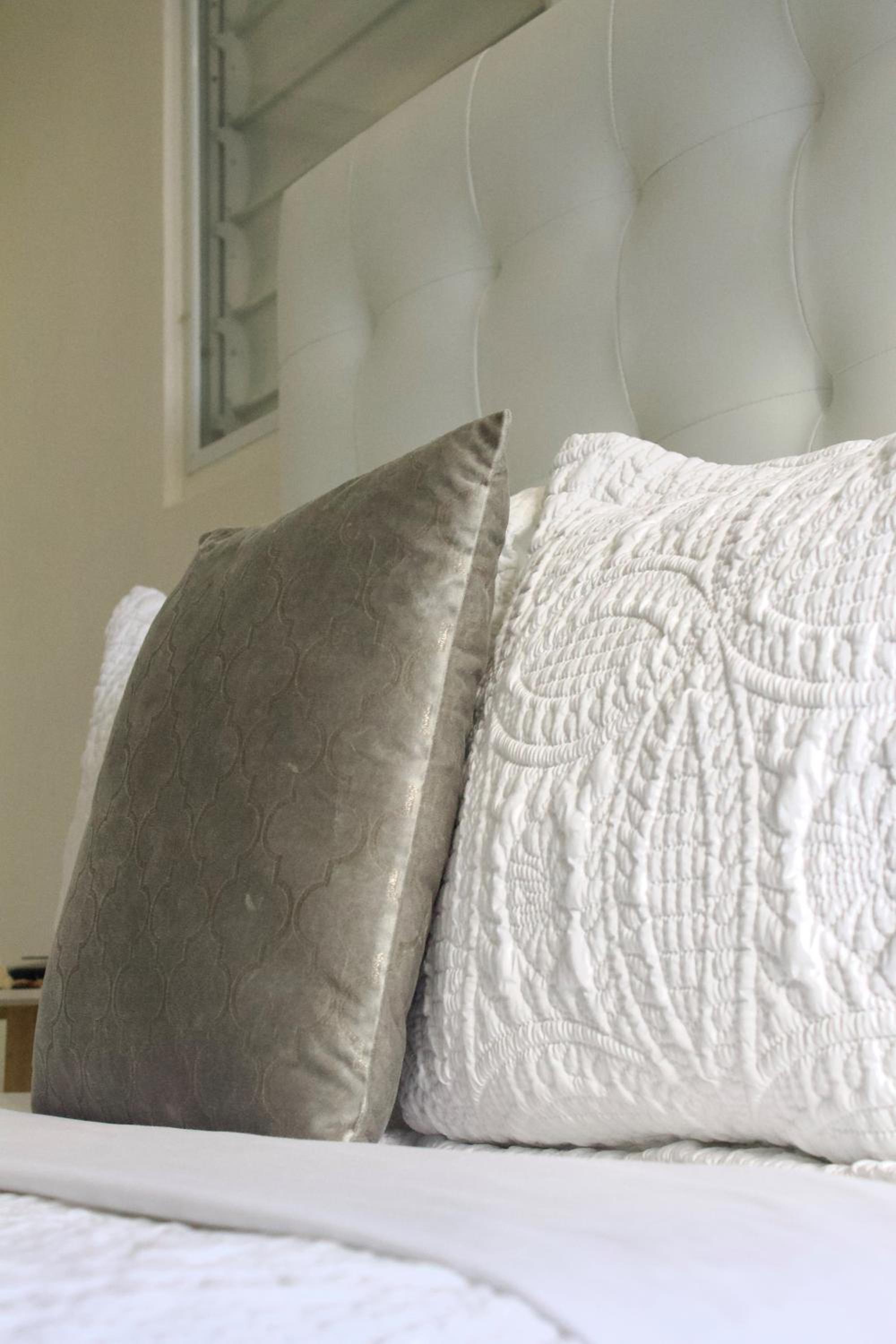 Luxury and comfortable suite with balcony view 5