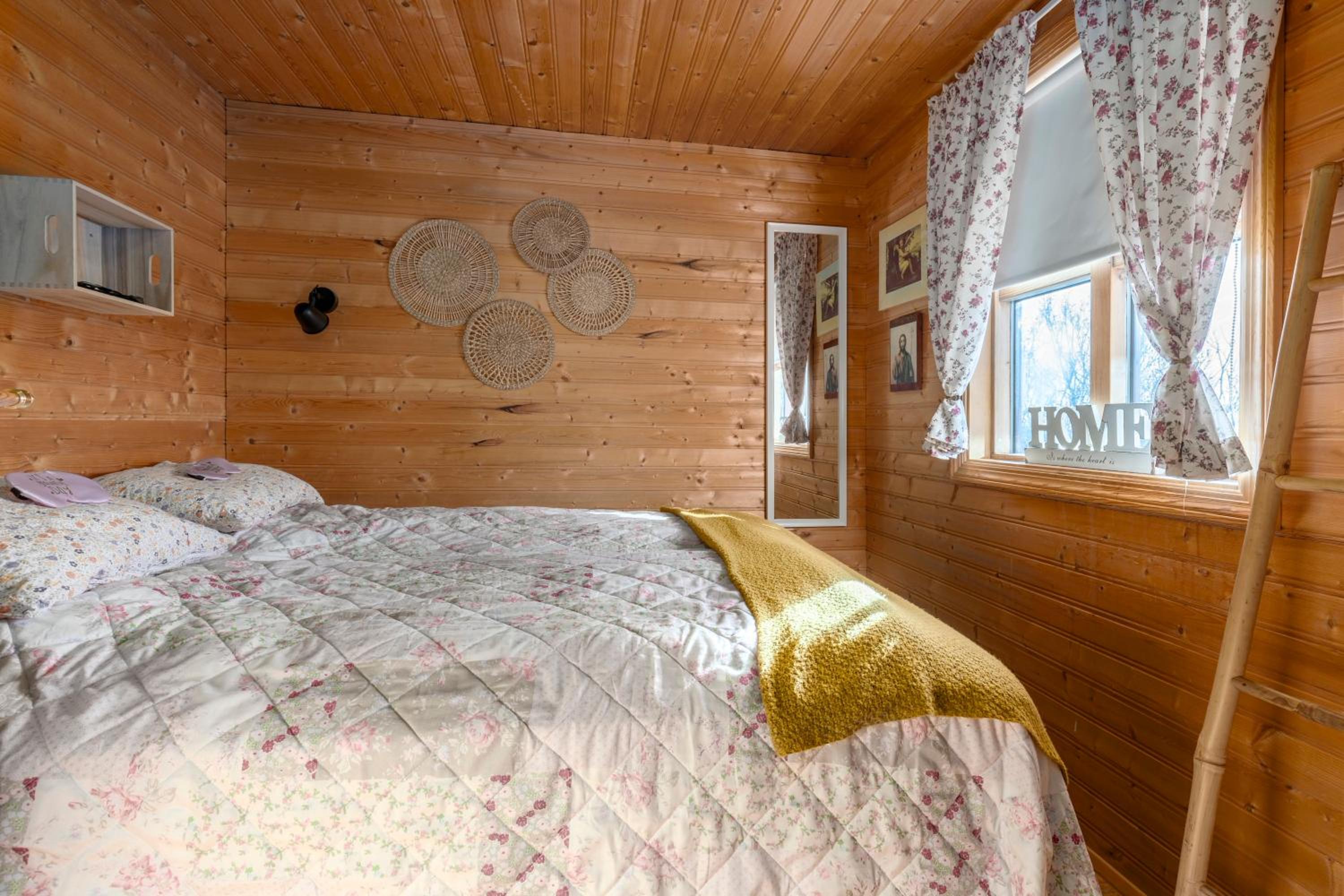 3BR Cabin in the Middle of Golden Circle view 4
