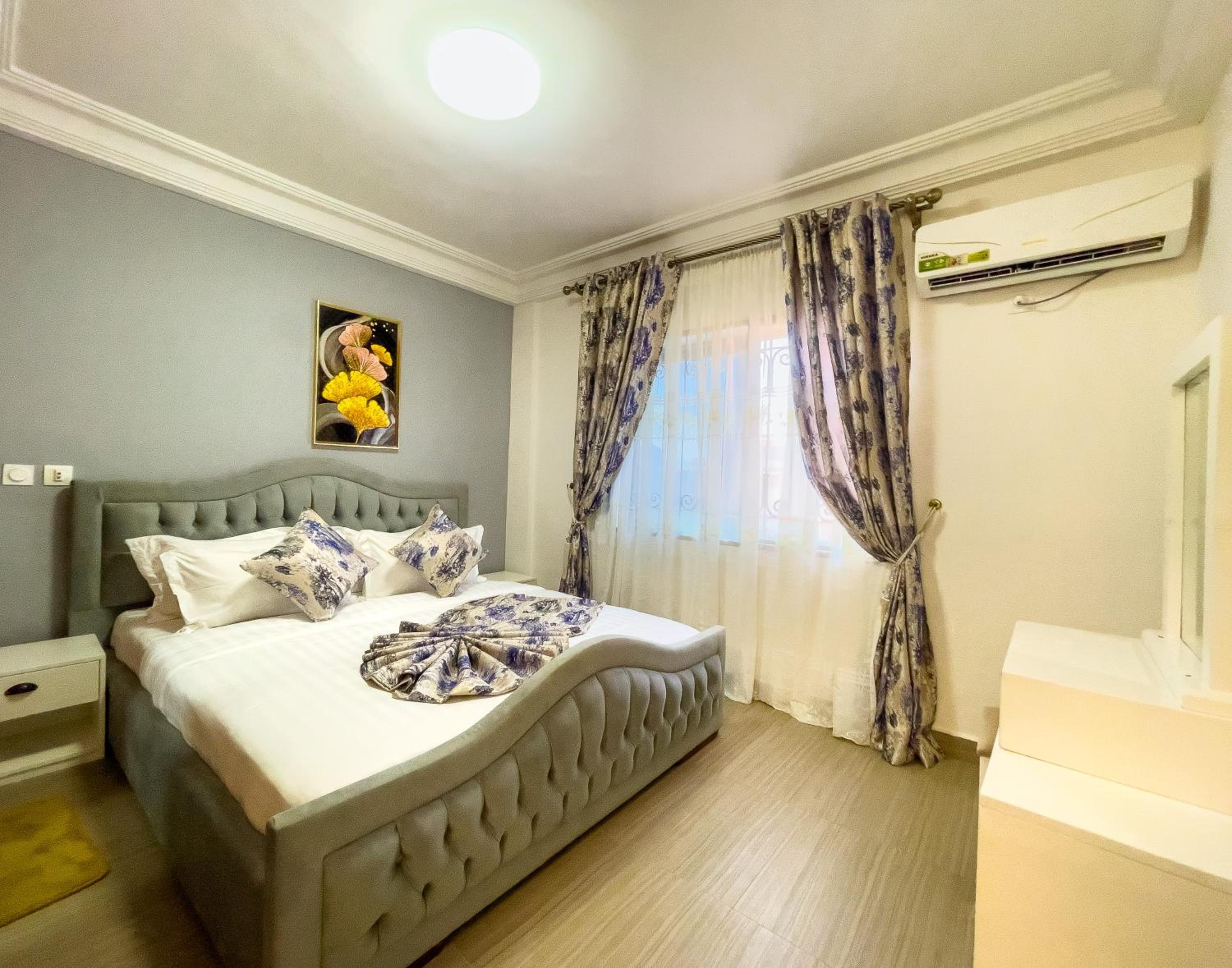 G&G Residency
