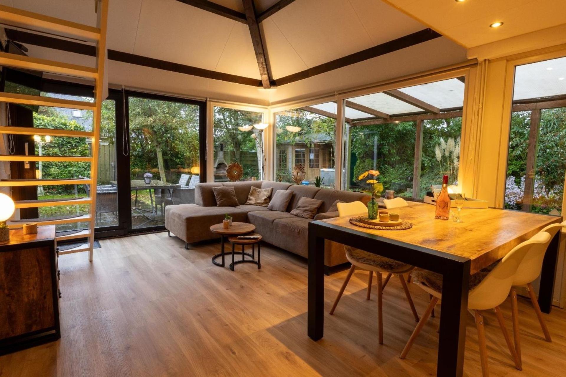 Well-Fit-Ness Ferienbungalow mit Jacuzzi, IR-Sauna, Solarium, Stepper, Crosstrainer und Slenderbank view 2