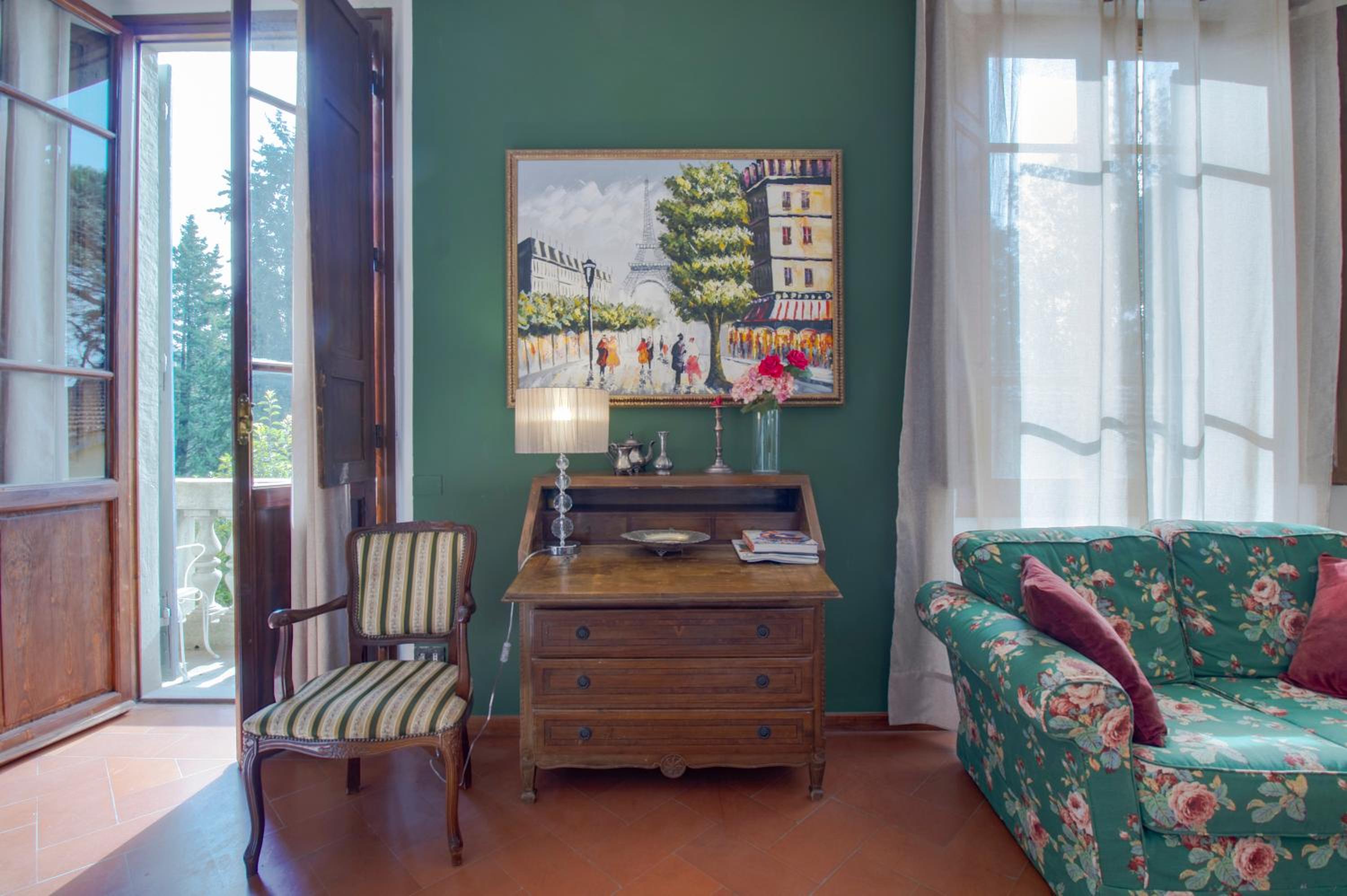 Villa Lia - Apartment in Villa with private garden and Pool
