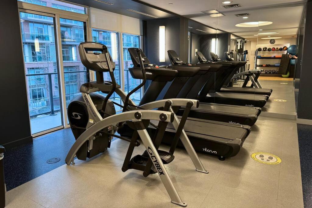 Amazing View 2BR St Lawrence Market Condo, Downtown Toronto