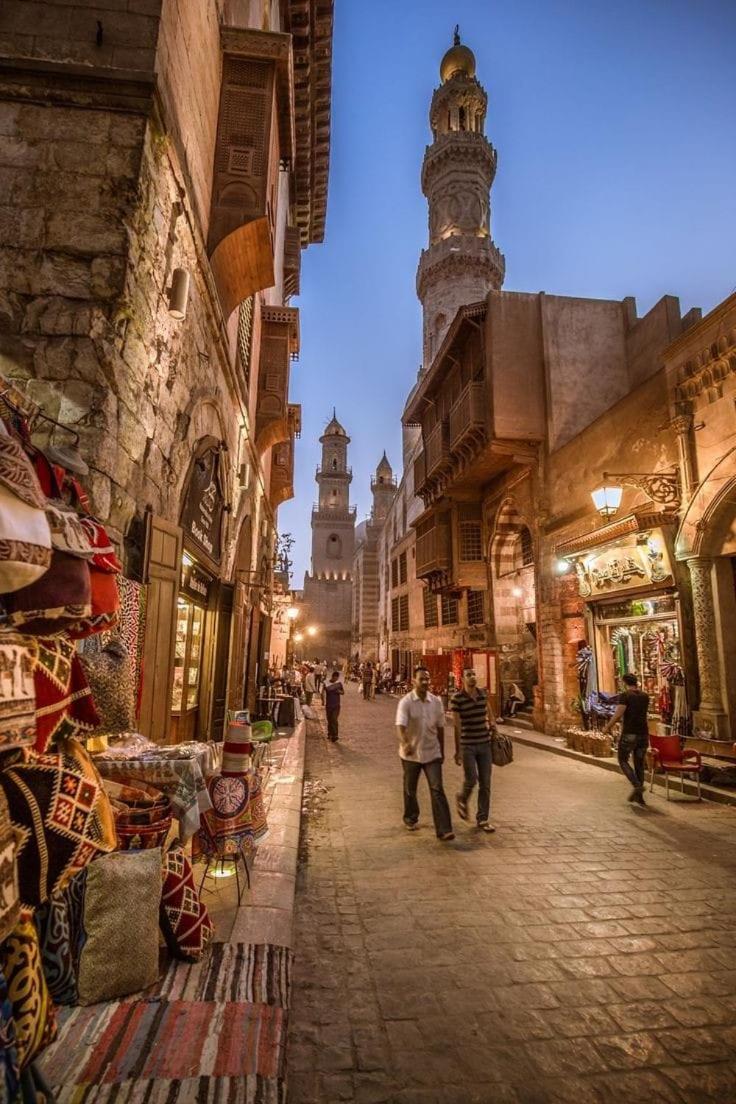 Dahshour Mudhouse Fayoum Desert Road 27km from Pyramid Maydoum Package 4Days 3Nights 500USD full board Visit of Pyramids Khan El Khalili Museum cairo by ni