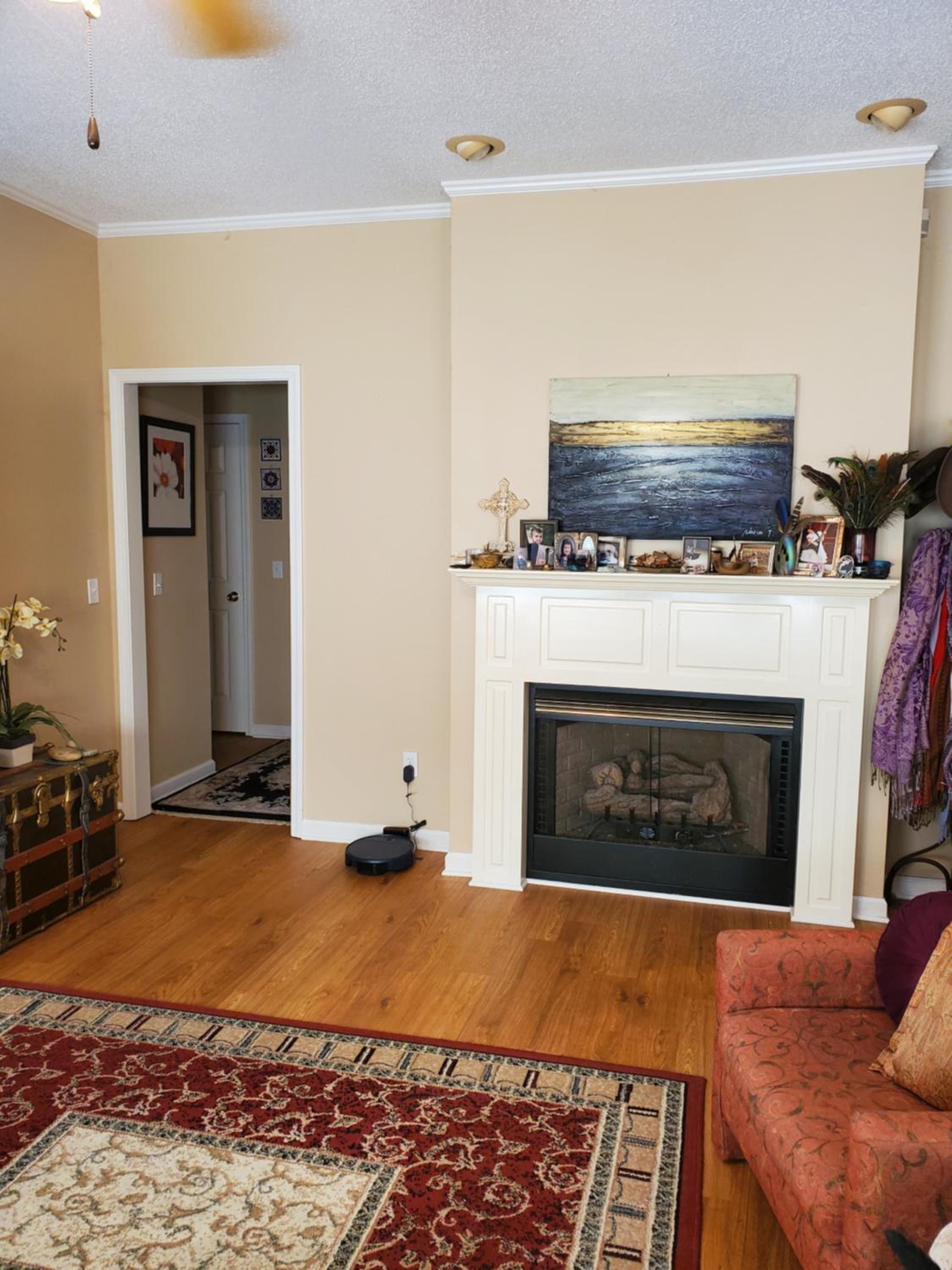 Cozy Charming Cottage with all the amenities - Property Image 6