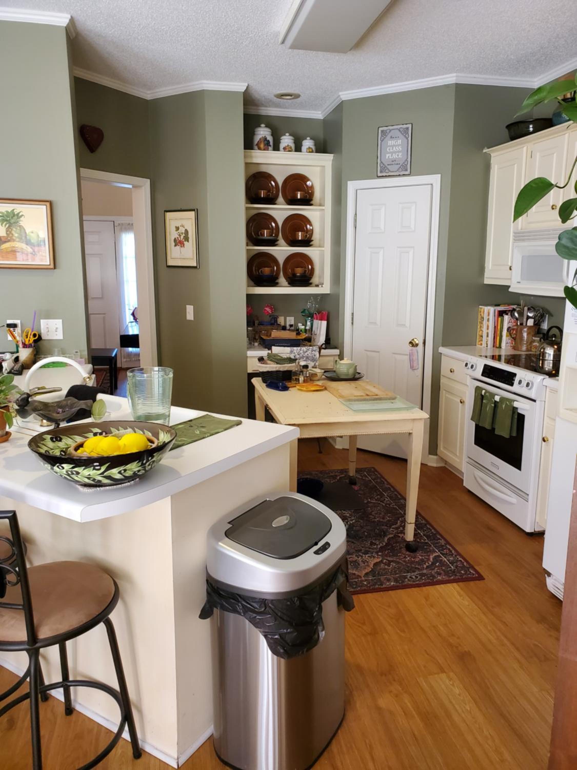 Cozy Charming Cottage with all the amenities - Property Image 7