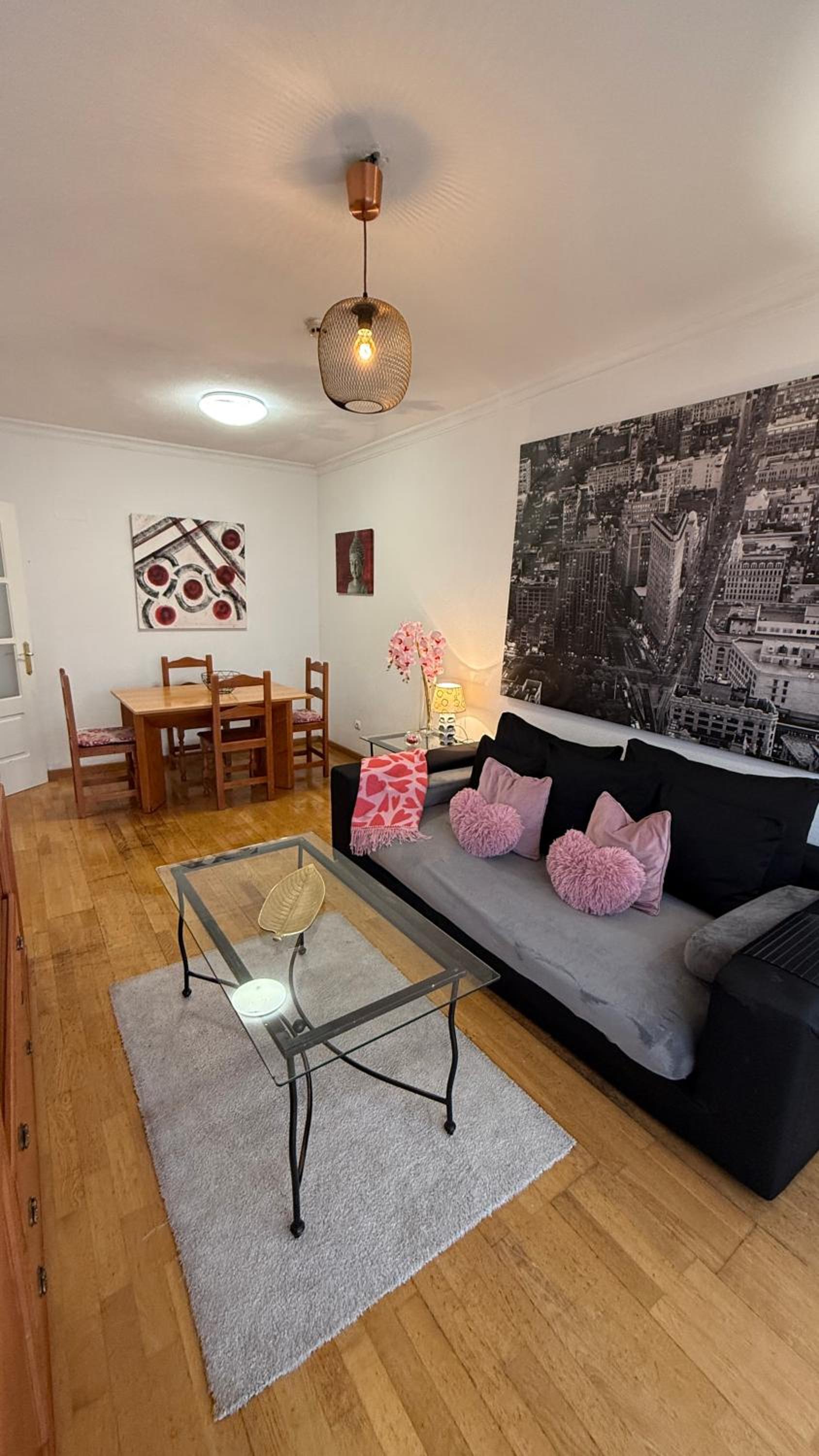 Apartamentos Madrid House Aeropuerto, IFEMA, Metropolitano photo 2