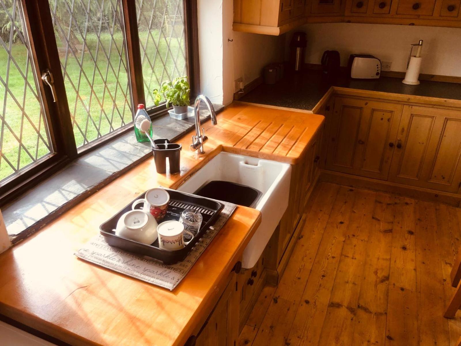 Massive 4 bed with countryside views in Peterborough