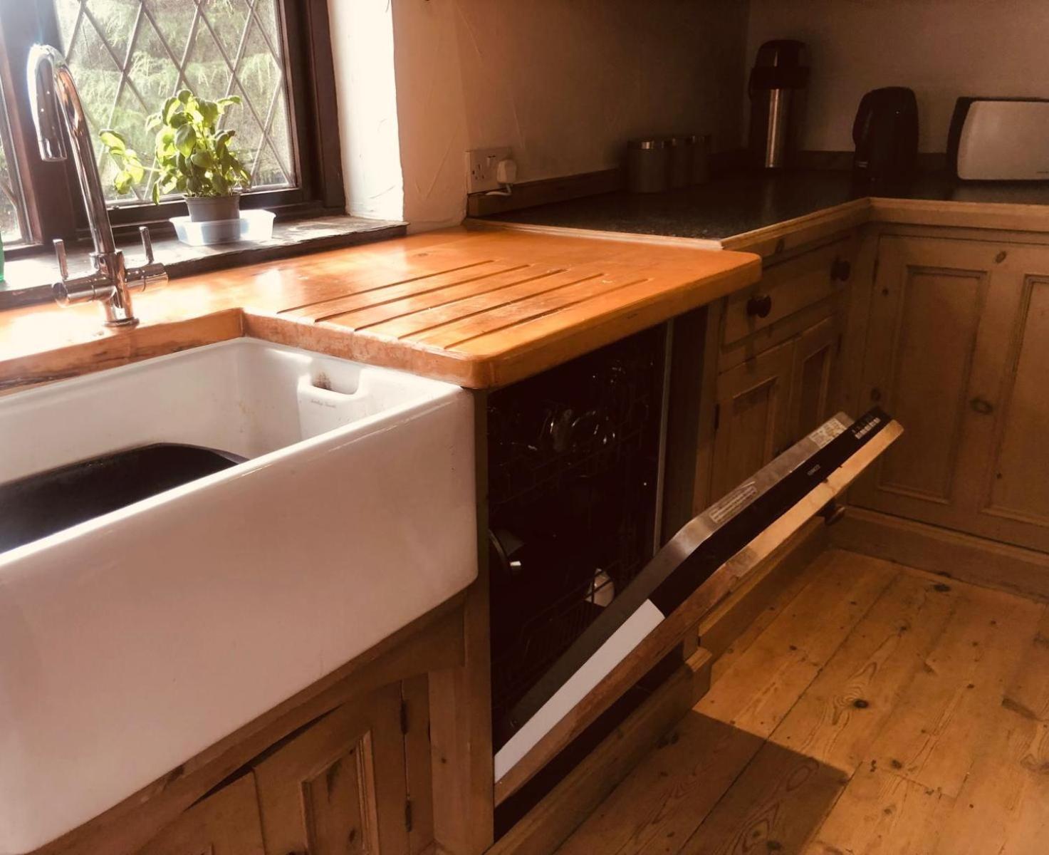 Massive 4 bed with countryside views in Peterborough