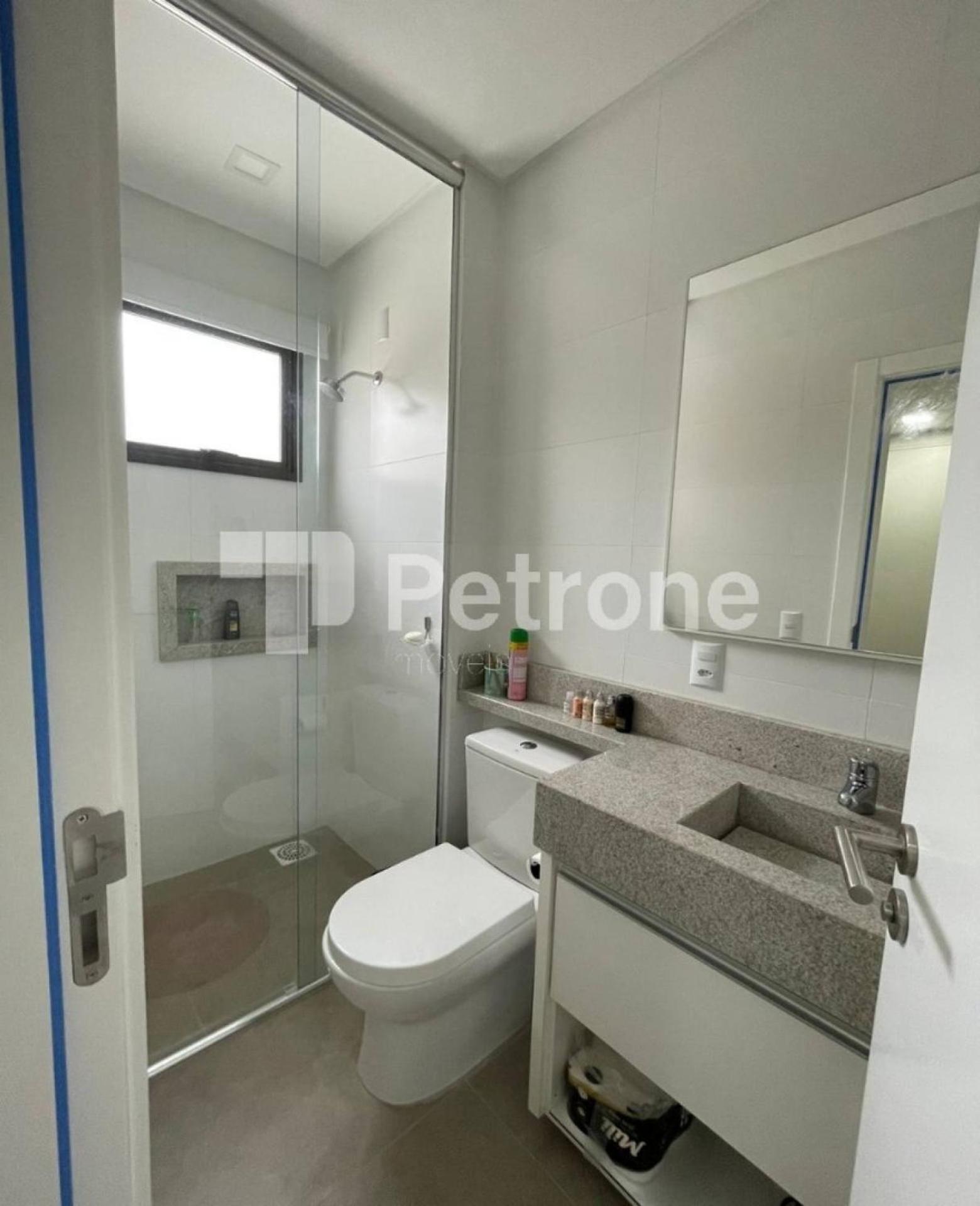 Residencial Benjamin - Apartamento garden a 2 minutos da praia de Palmas, com espaços internos e externos amplos para até 8 pessoas
