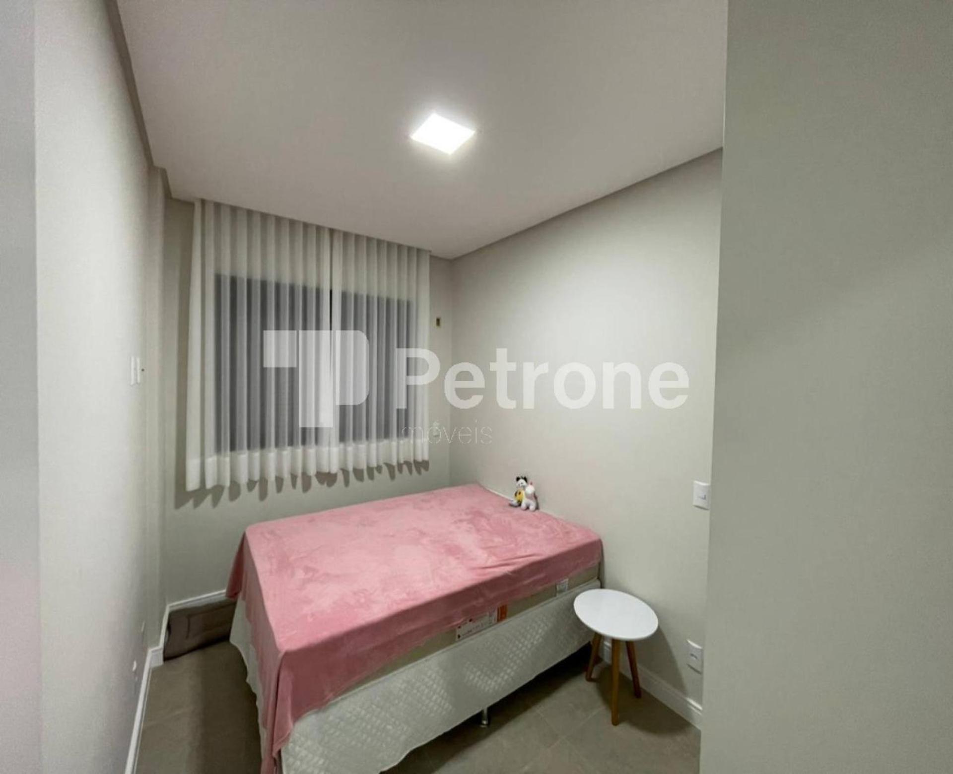 Residencial Benjamin - Apartamento garden a 2 minutos da praia de Palmas, com espaços internos e externos amplos para até 8 pessoas