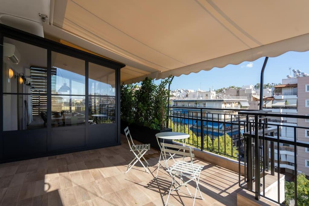 Luxury Petralona Penthouse - Sleeps 7 -Near Metro