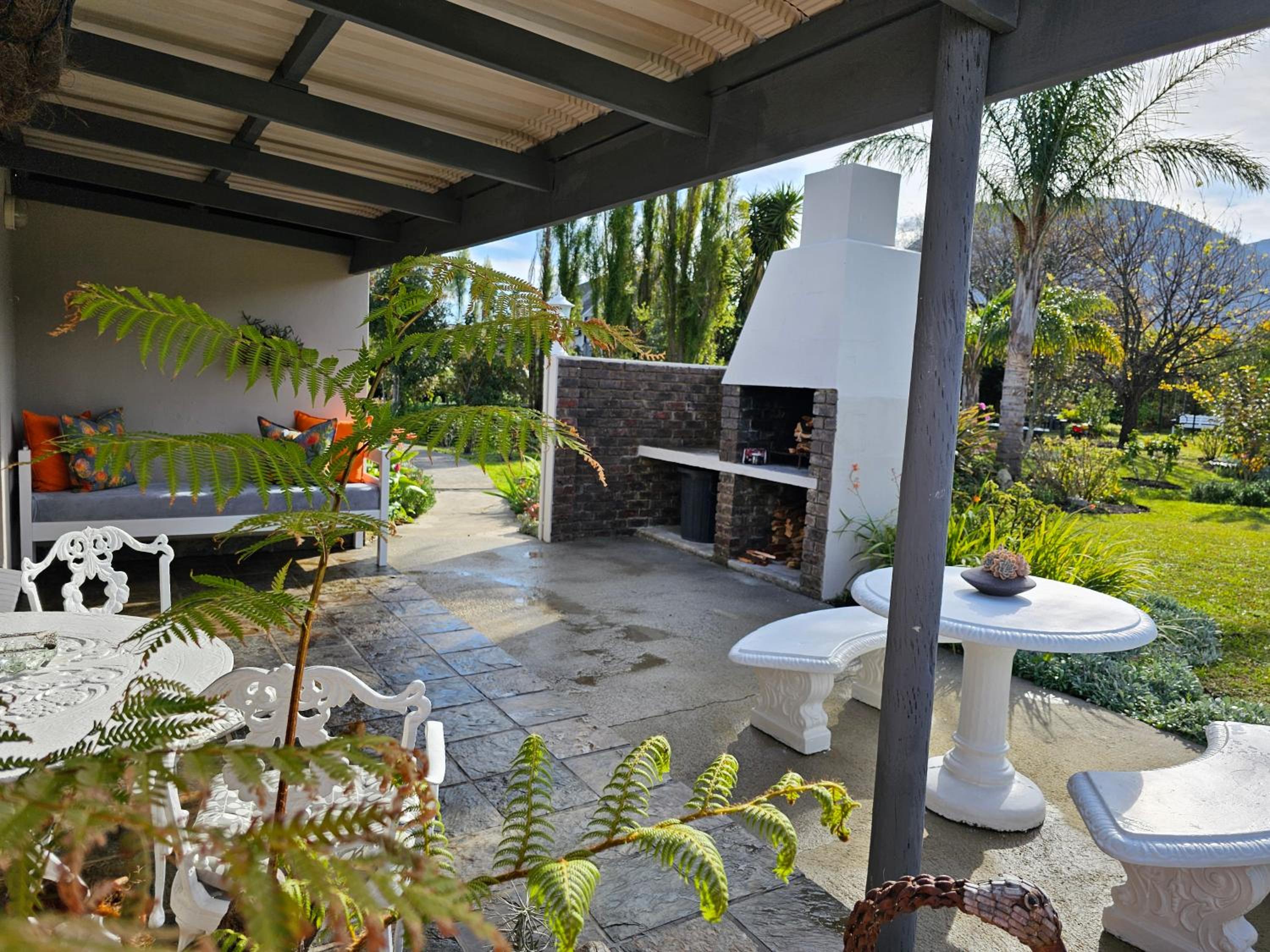 Tsitsikamma Gardens Cottages Self-catering Cottages - main view