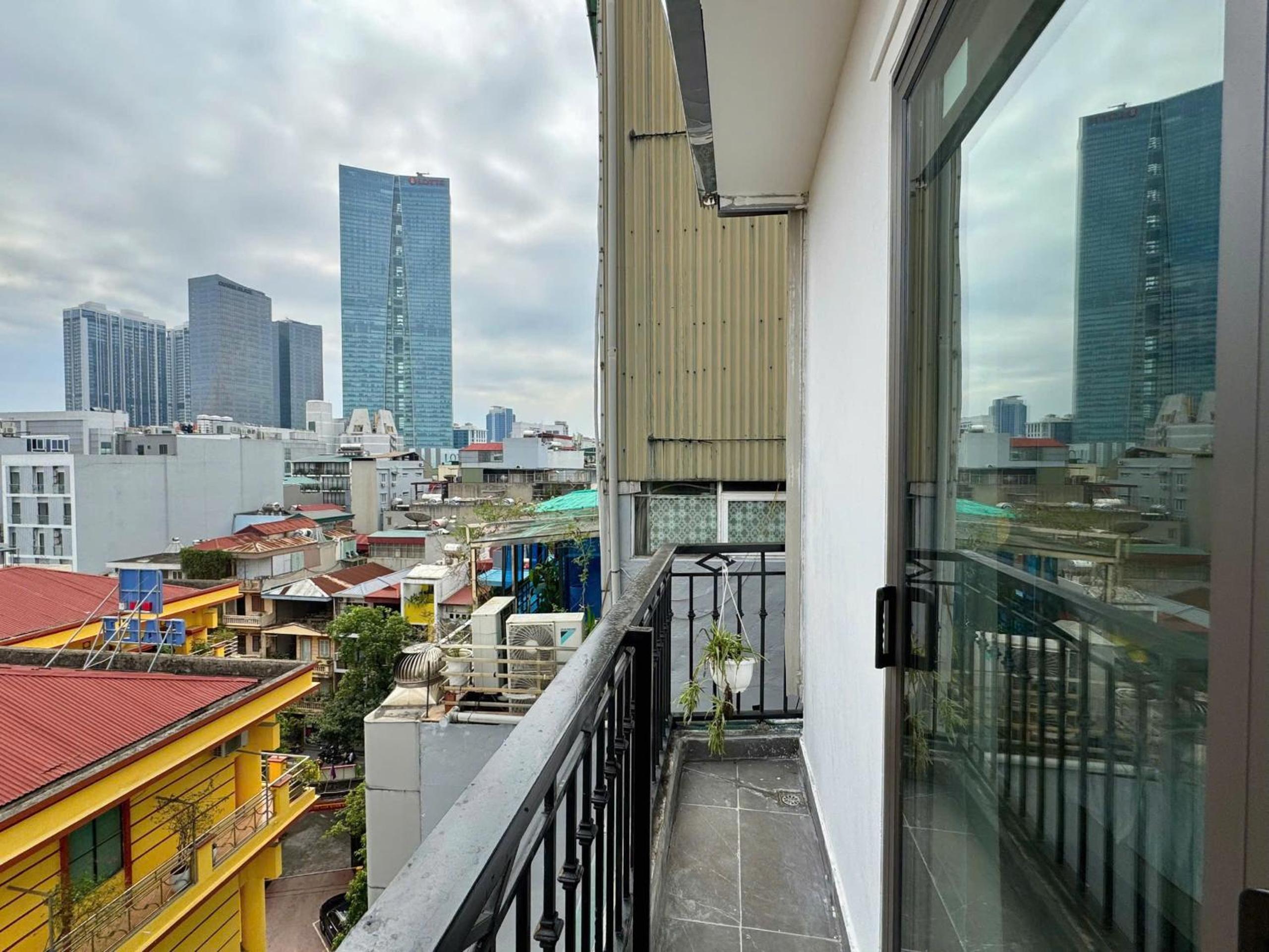 Housing22 Service Apartment 20 Linh Lang