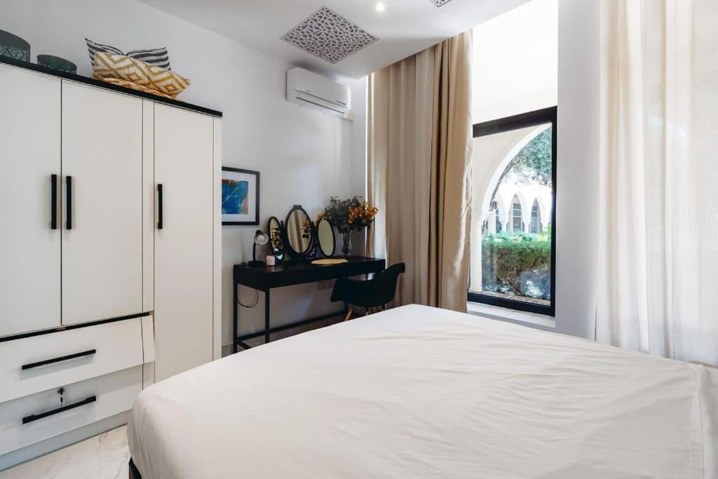 Casa Sol Seaside modern cozy 1bed apt in green yard