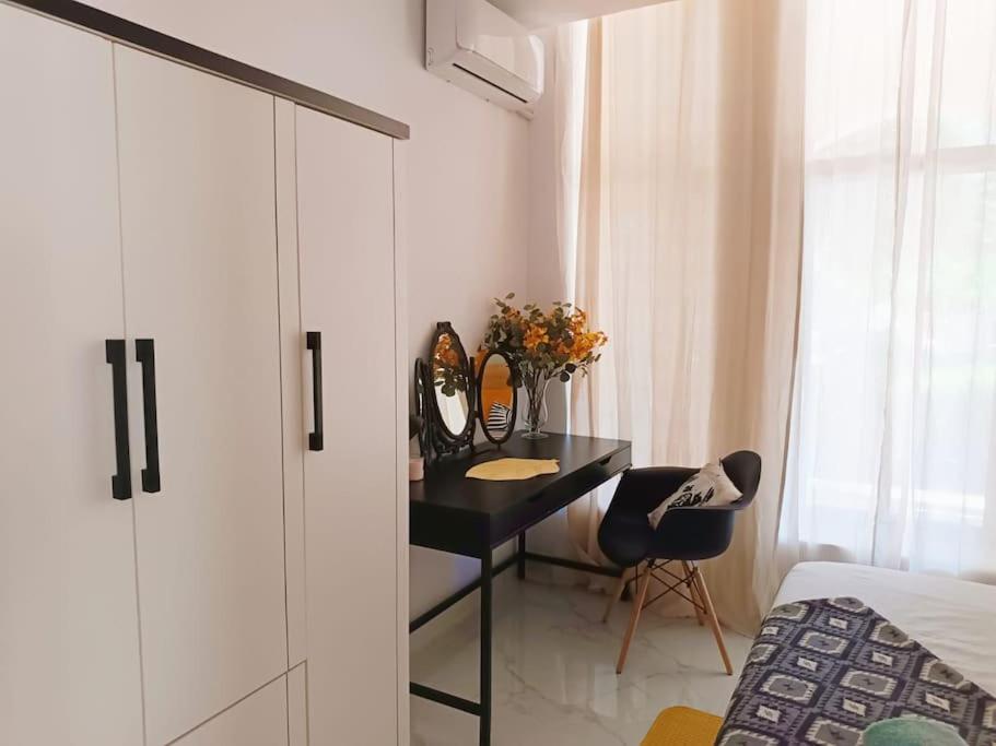 Casa Sol Seaside modern cozy 1bed apt in green yard