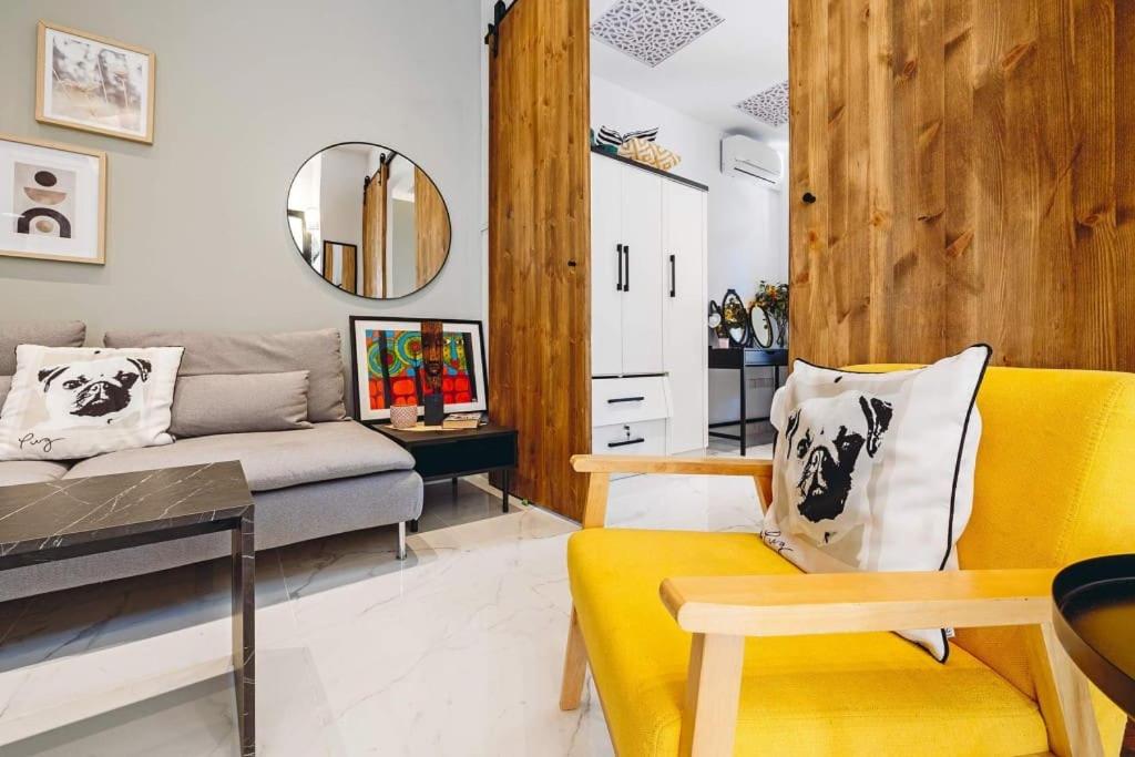 Casa Sol Seaside modern cozy 1bed apt in green yard