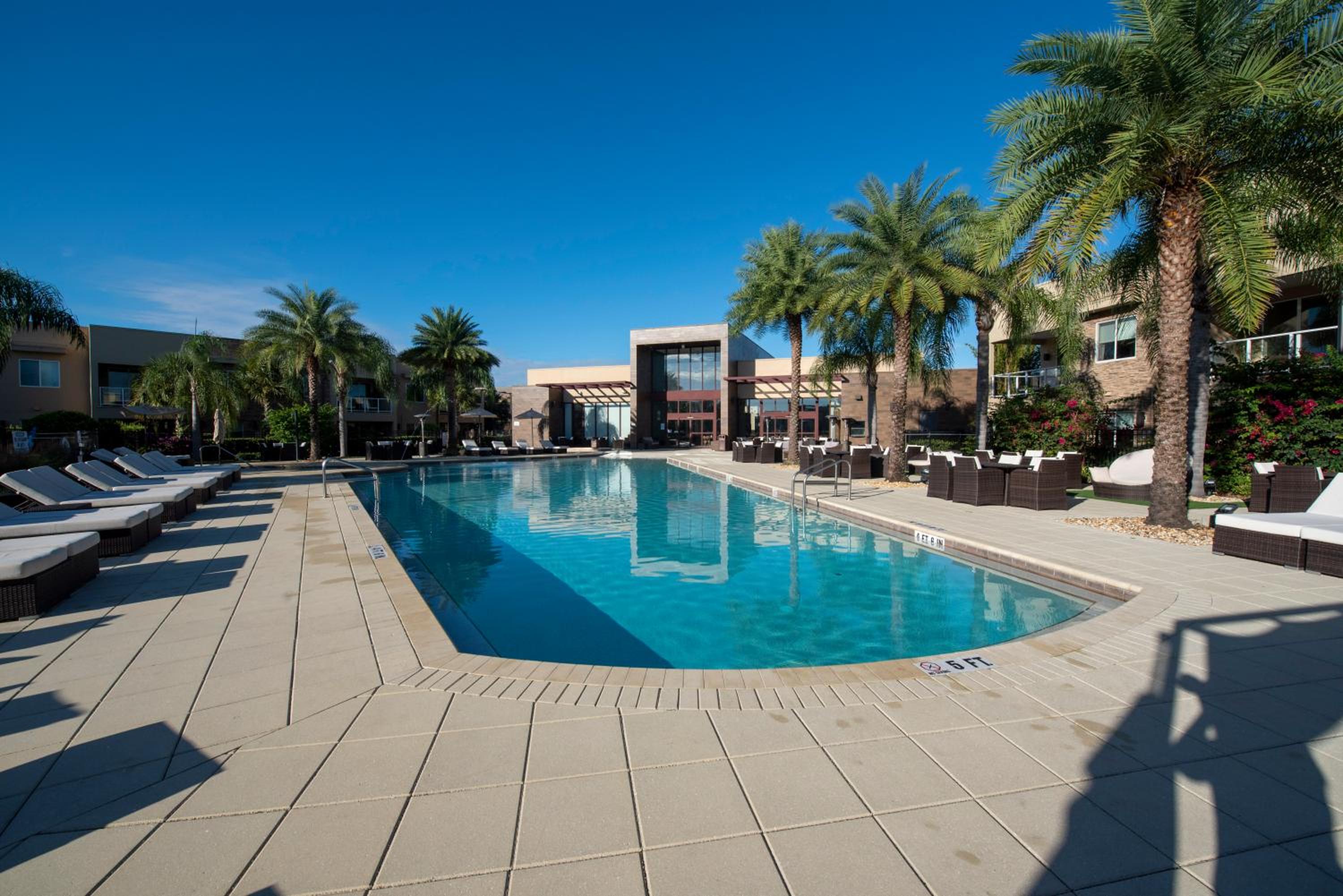4BD Luxury All suites with BBQ 5 min from Disney