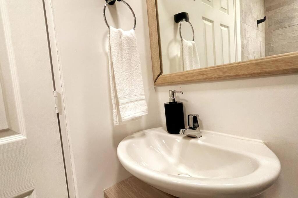New Cozy Apartment Virrey Park
