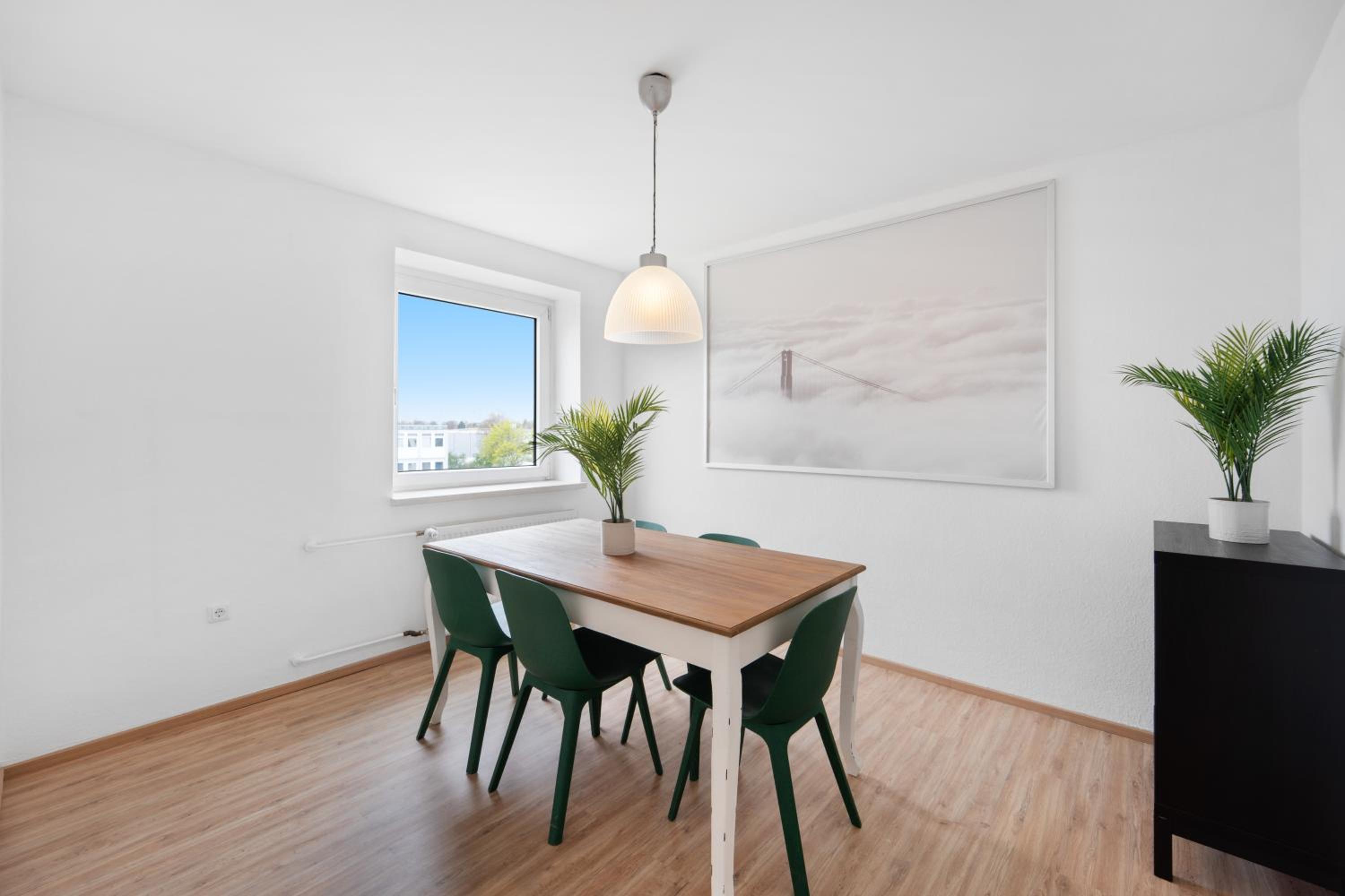 City Apartment- Work & Stay