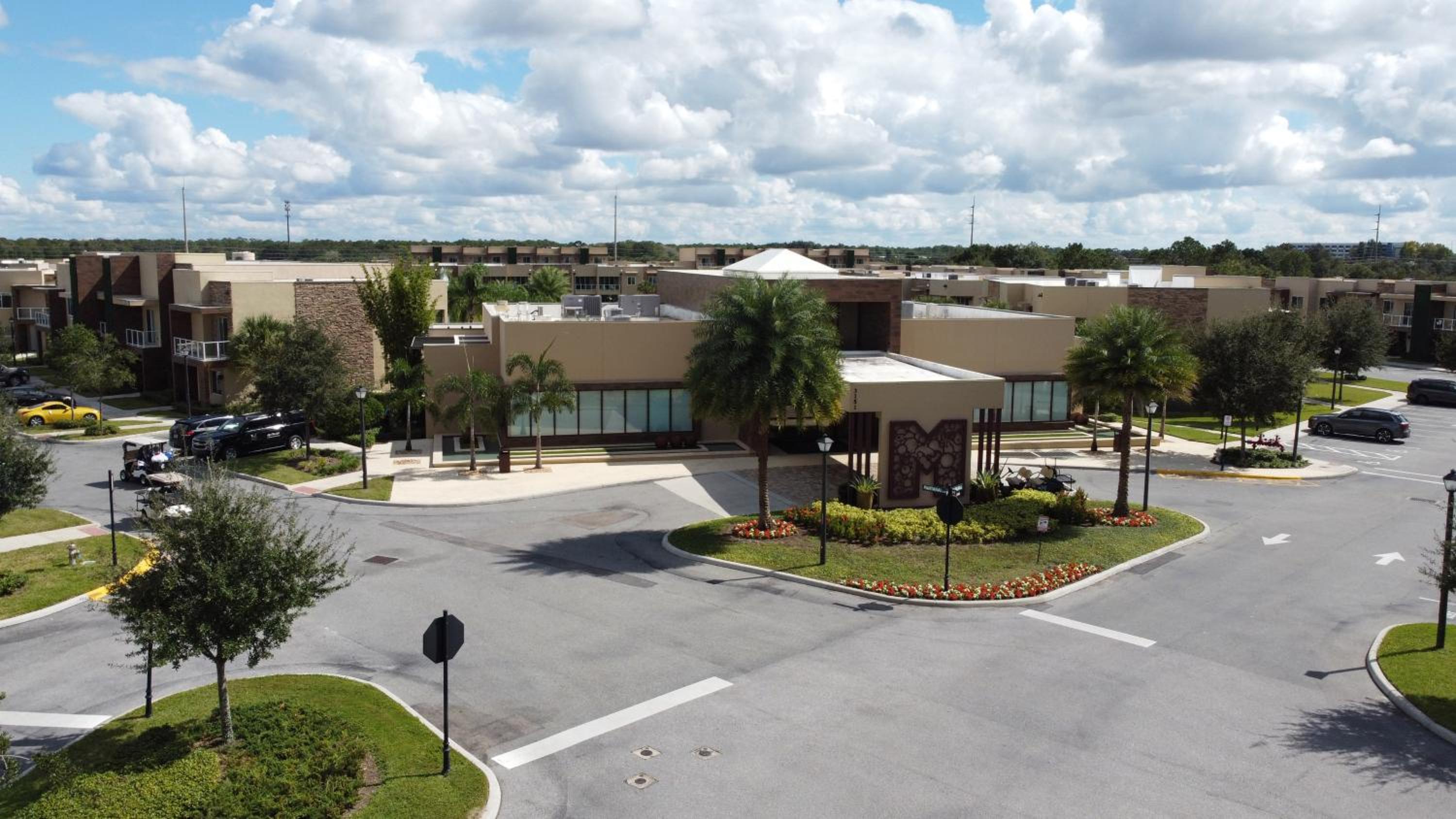 4BD All suites home with BBQ 5 min from Disney