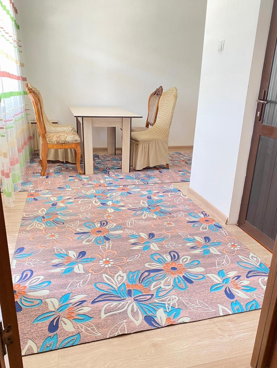 House 6