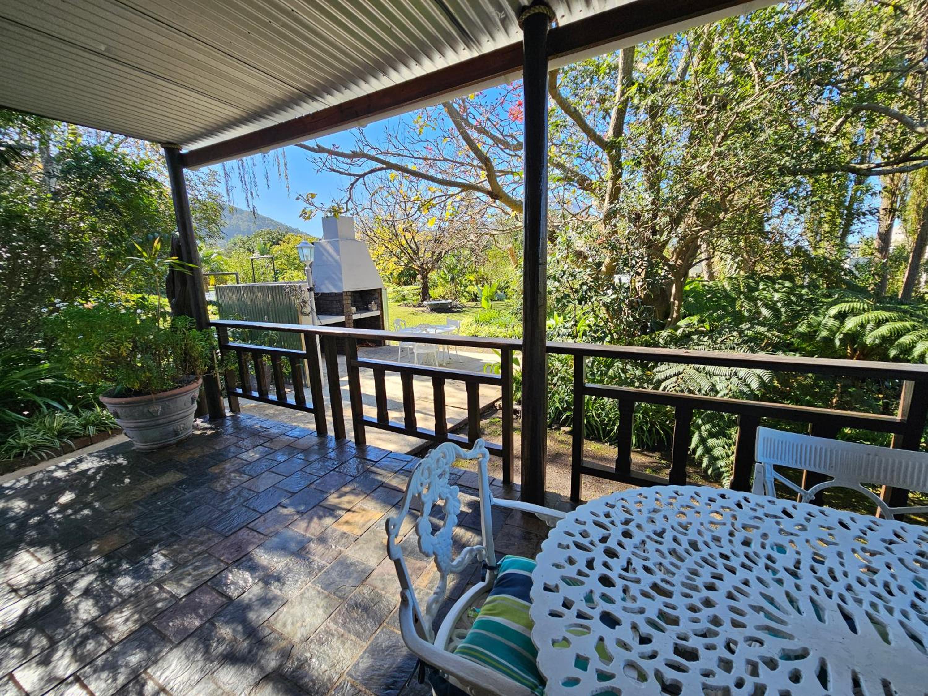 Tsitsikamma Gardens Self-Catering Cottages - Cottage #2 view 5