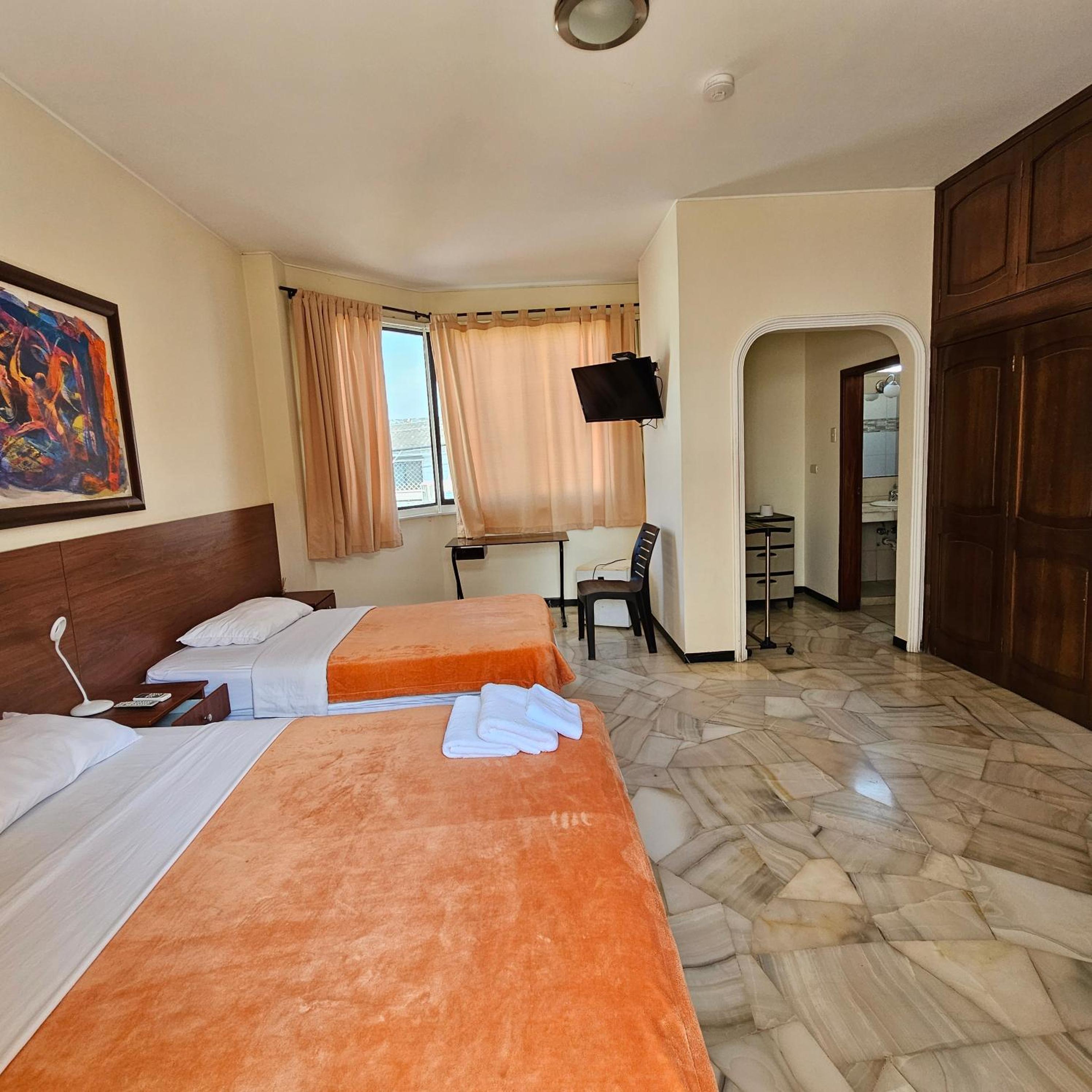 B&B GARZOQUIL