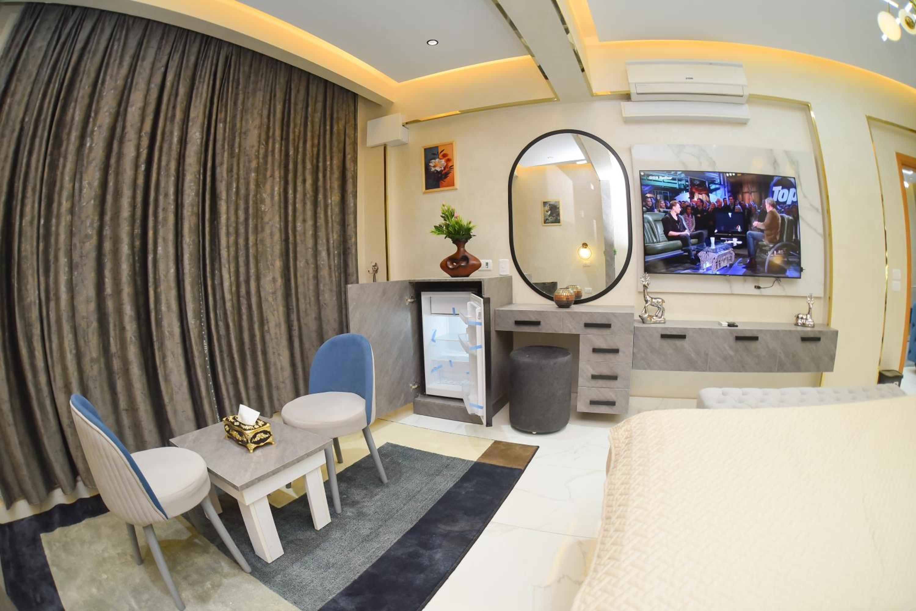 Sheikh Zayed home