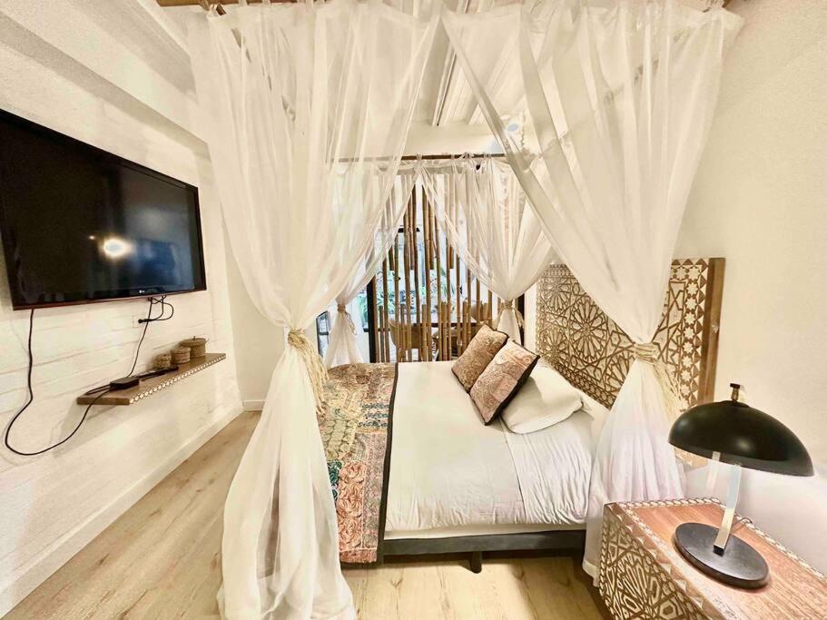 Unique Loft Design, Zona G with Private Terrace - Property Image 2