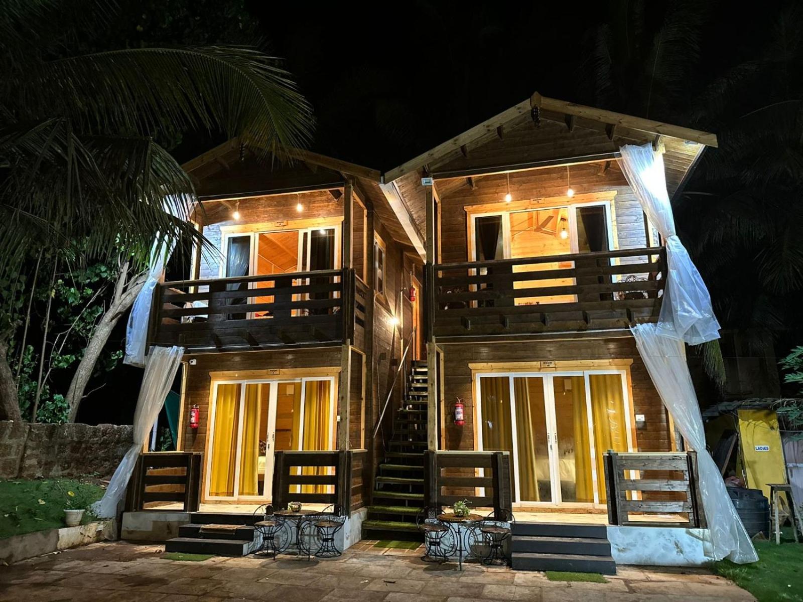 Georgies wooden homes stay