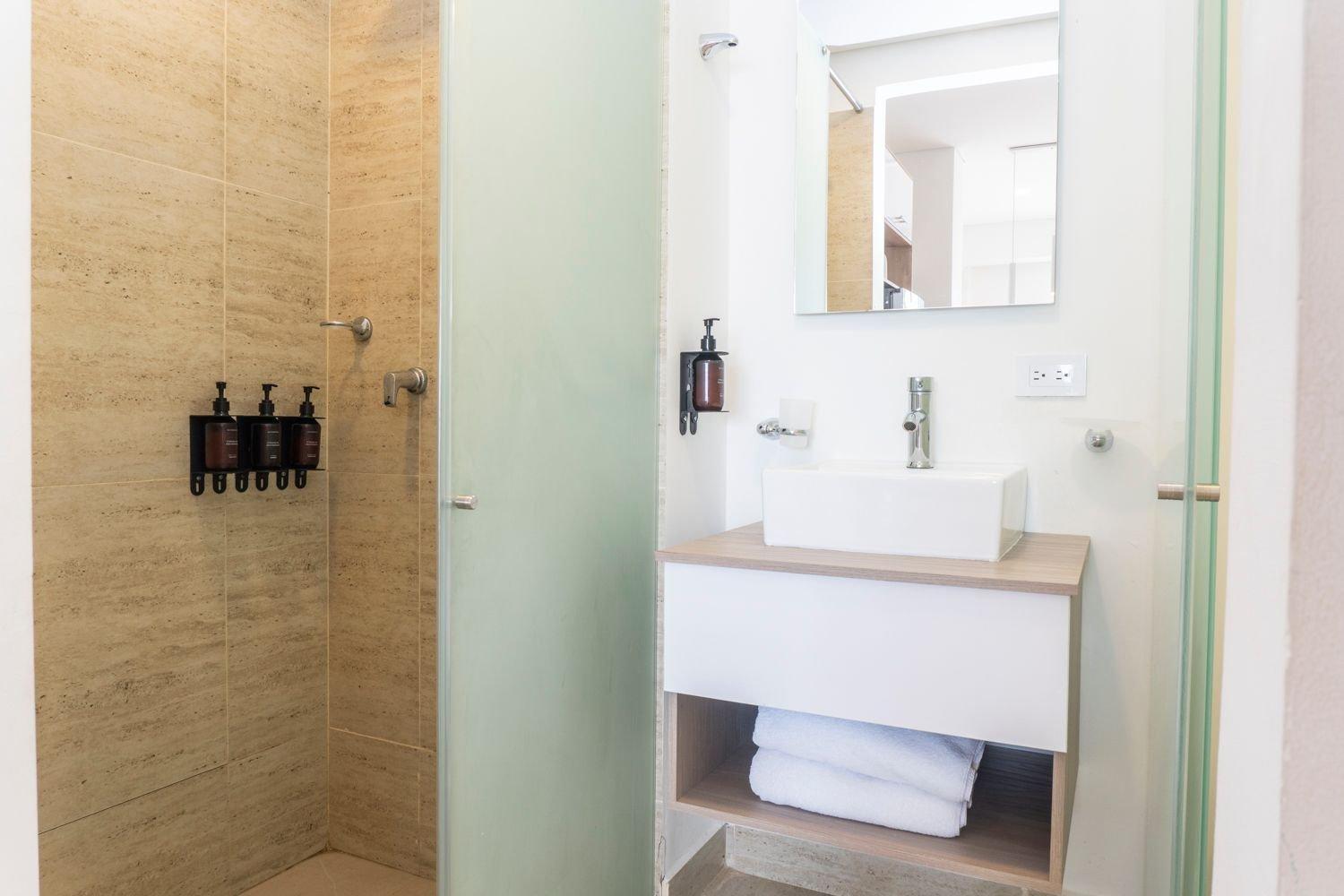 CB1135 | Suite balcón privado y vista relajante
