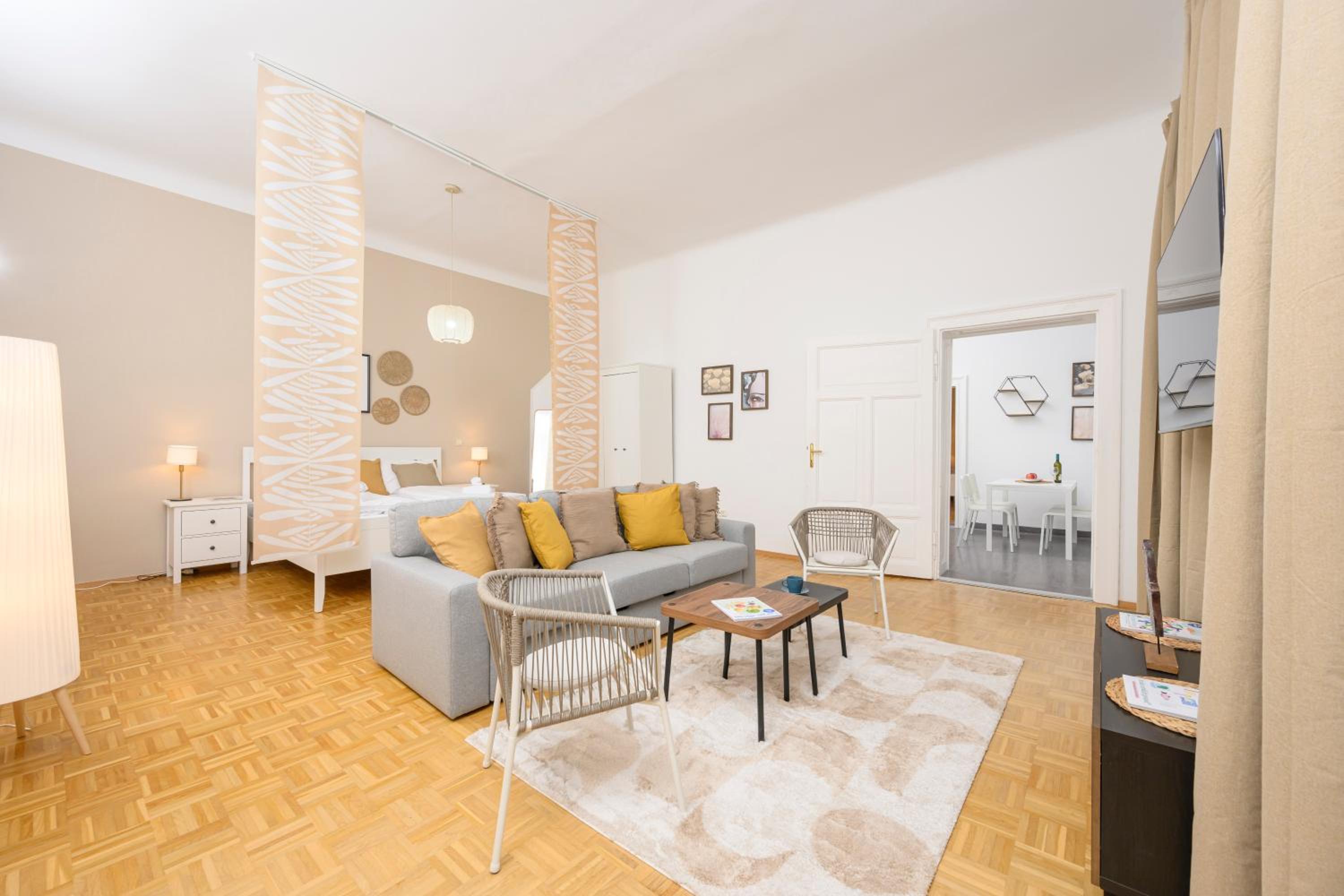 Spacious apartment in Graz for 6 people